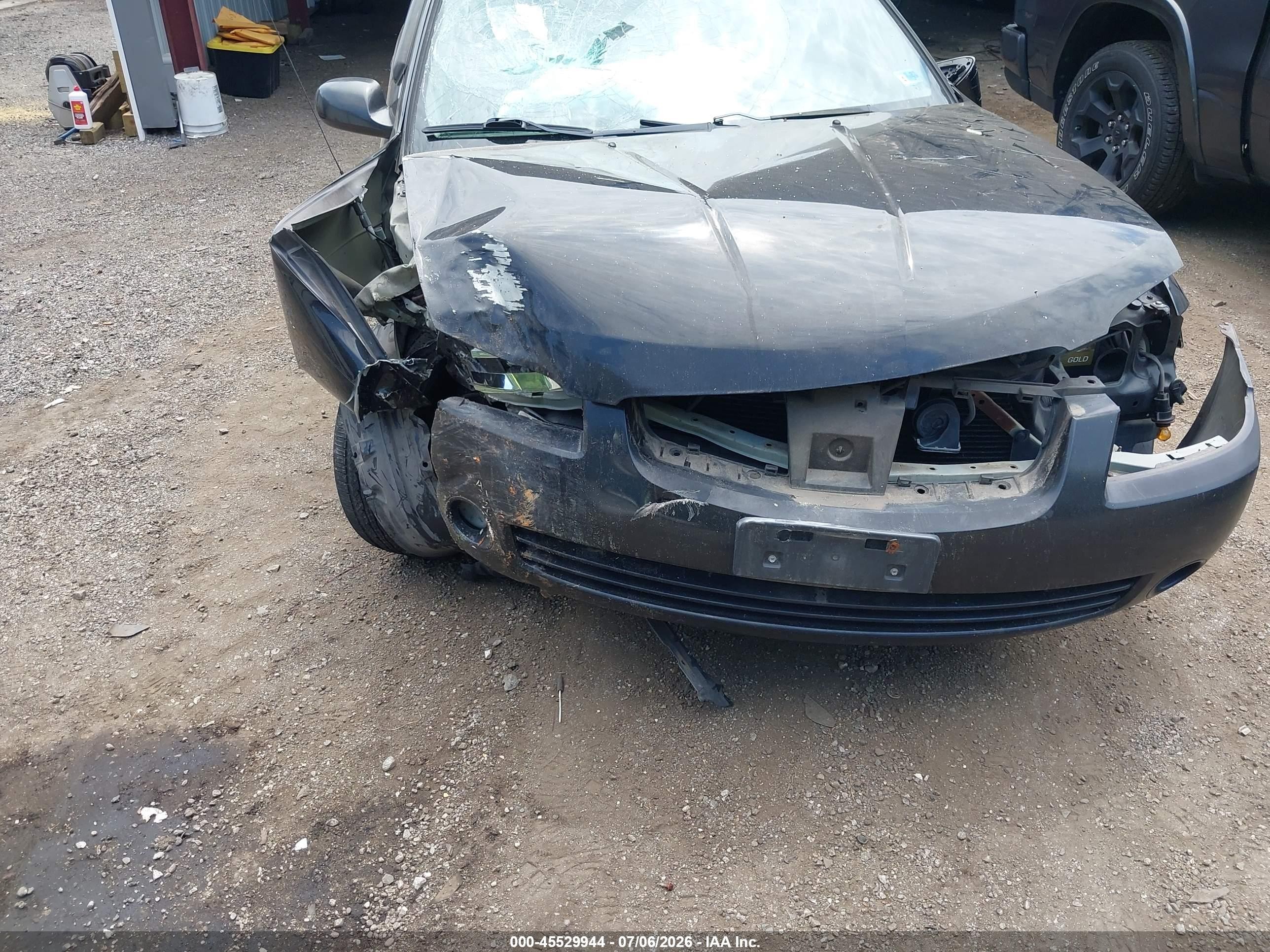 2006 Nissan Sentra 1.8s Черный vin: 3N1CB51D06L601350