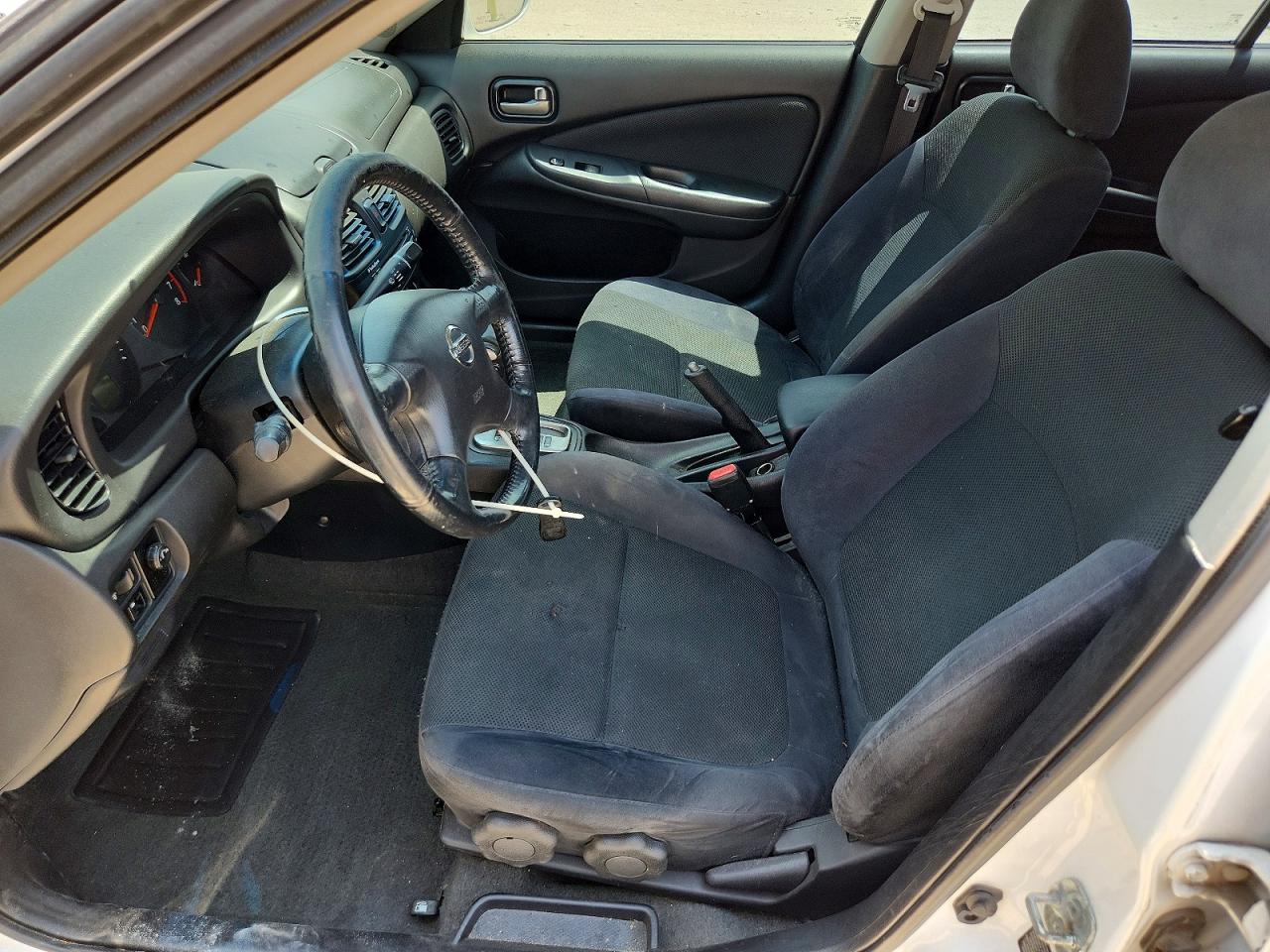 2006 Nissan Sentra 1.8 White vin: 3N1CB51D06L602837