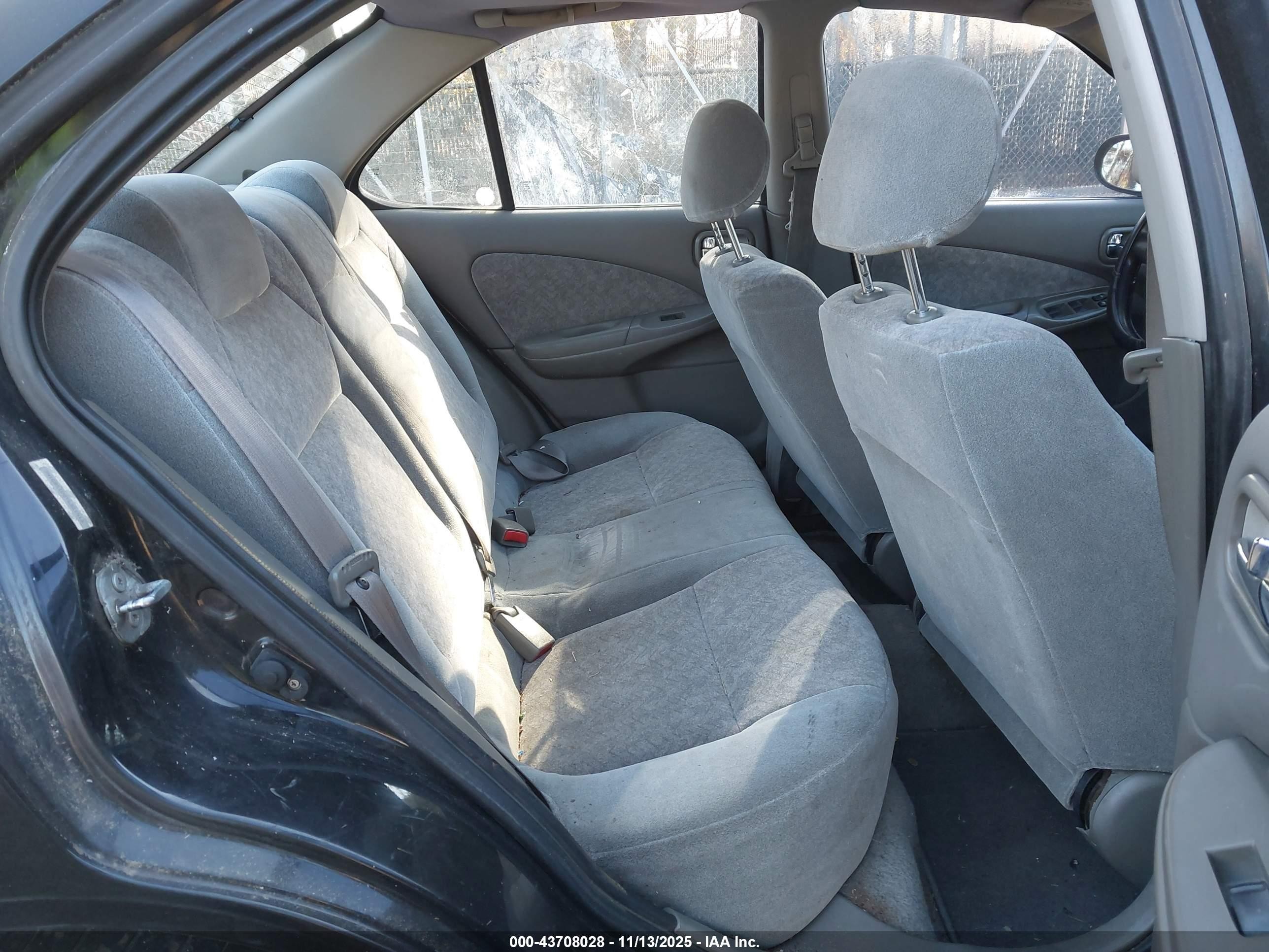 2000 Nissan Sentra Gxe/xe Black vin: 3N1CB51D0YL321513