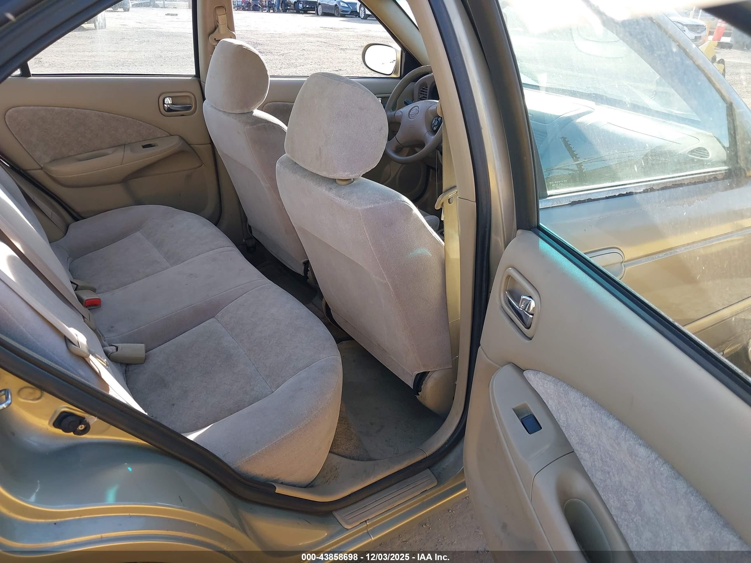 2001 Nissan Sentra Gxe Gold vin: 3N1CB51D11L420430