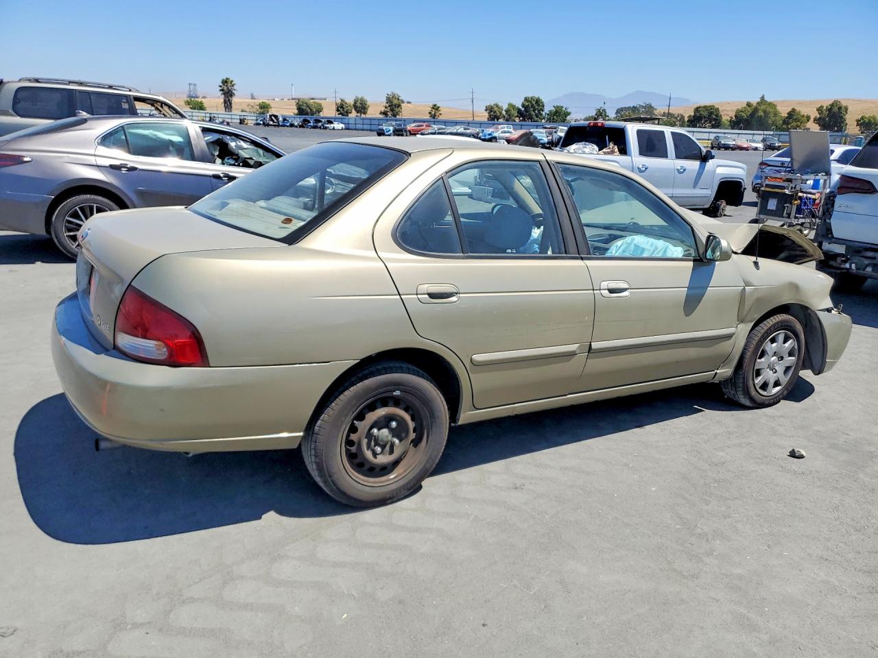 2001 Nissan Sentra Xe Gold vin: 3N1CB51D11L498948