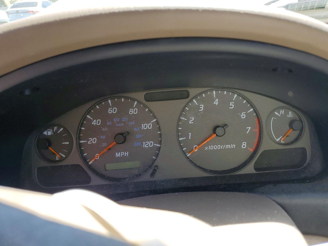 2001 Nissan Sentra Xe Gold vin: 3N1CB51D11L498948