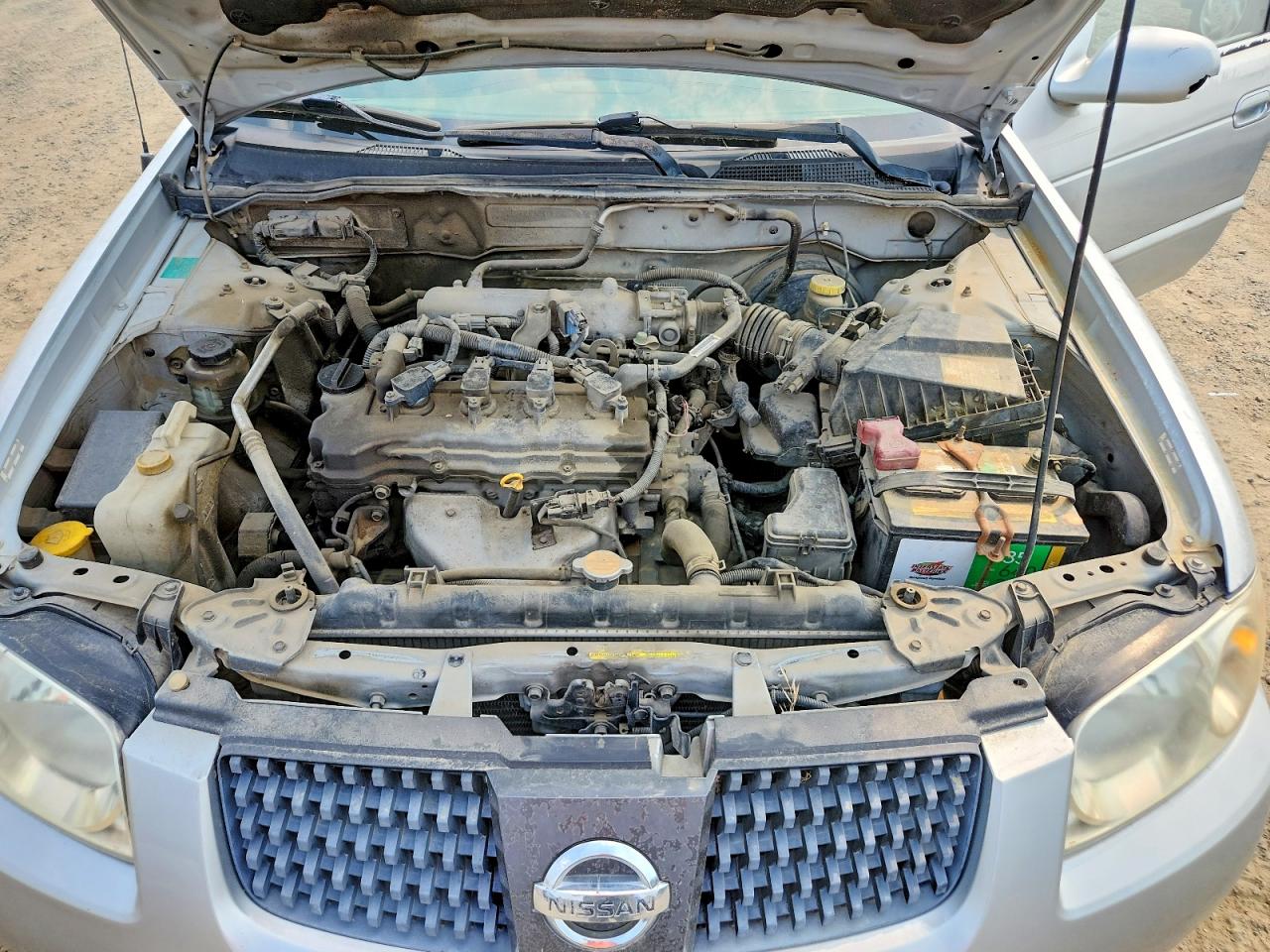 2004 Nissan Sentra 1.8 Silver vin: 3N1CB51D14L843853