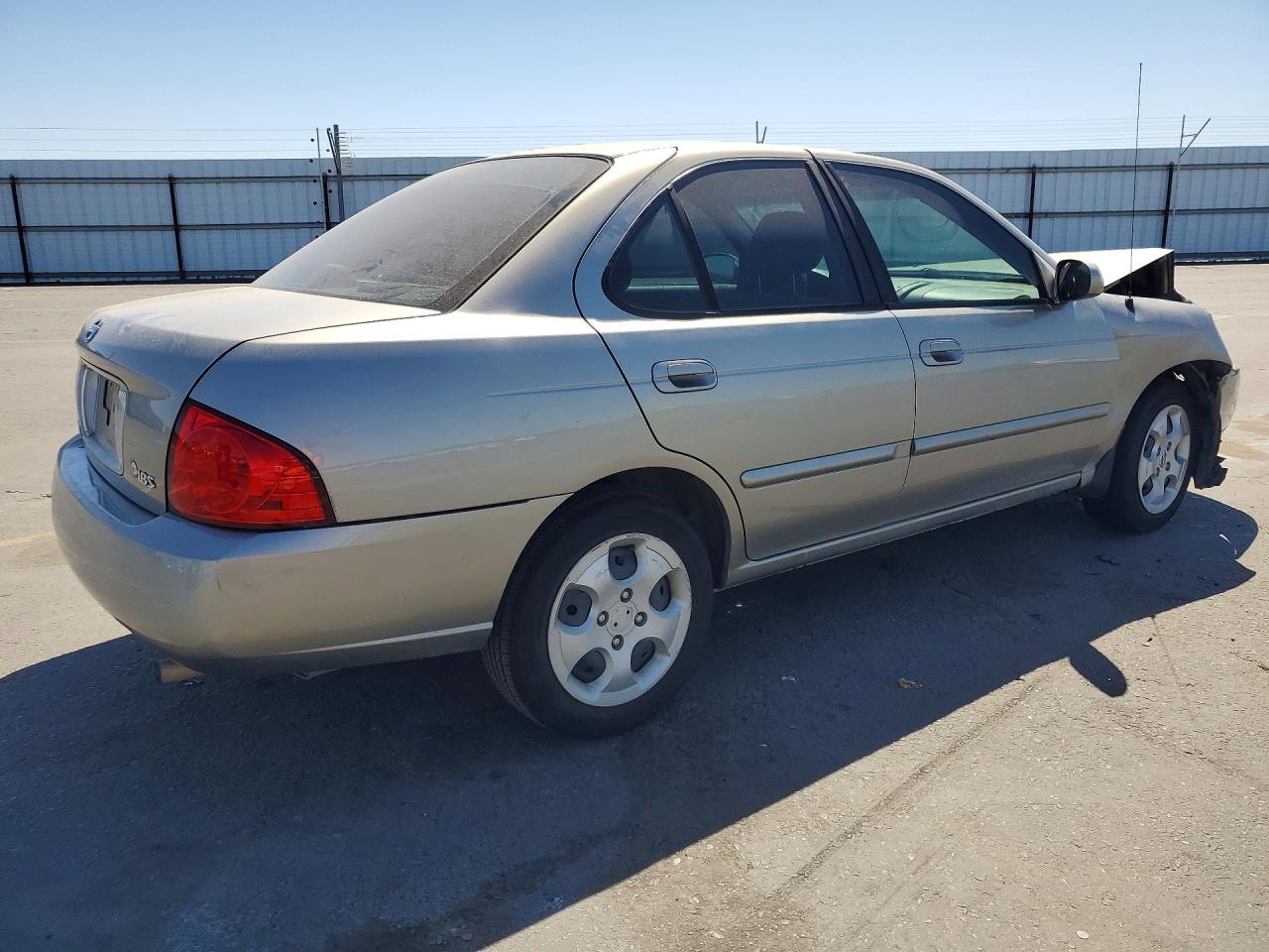 2004 Nissan Sentra 1.8 Beige vin: 3N1CB51D14L917840
