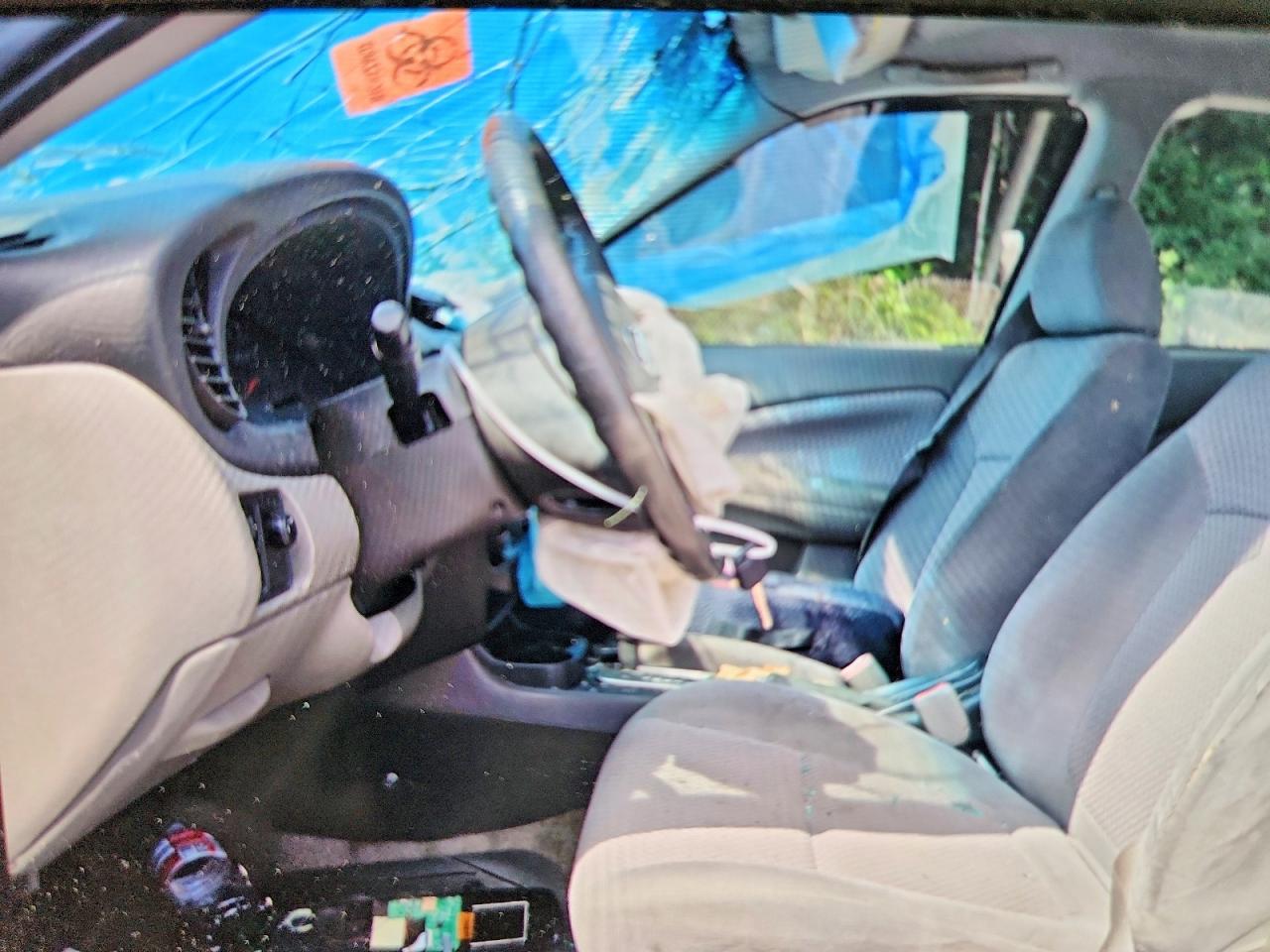 2005 Nissan Sentra 1.8 White vin: 3N1CB51D15L462327