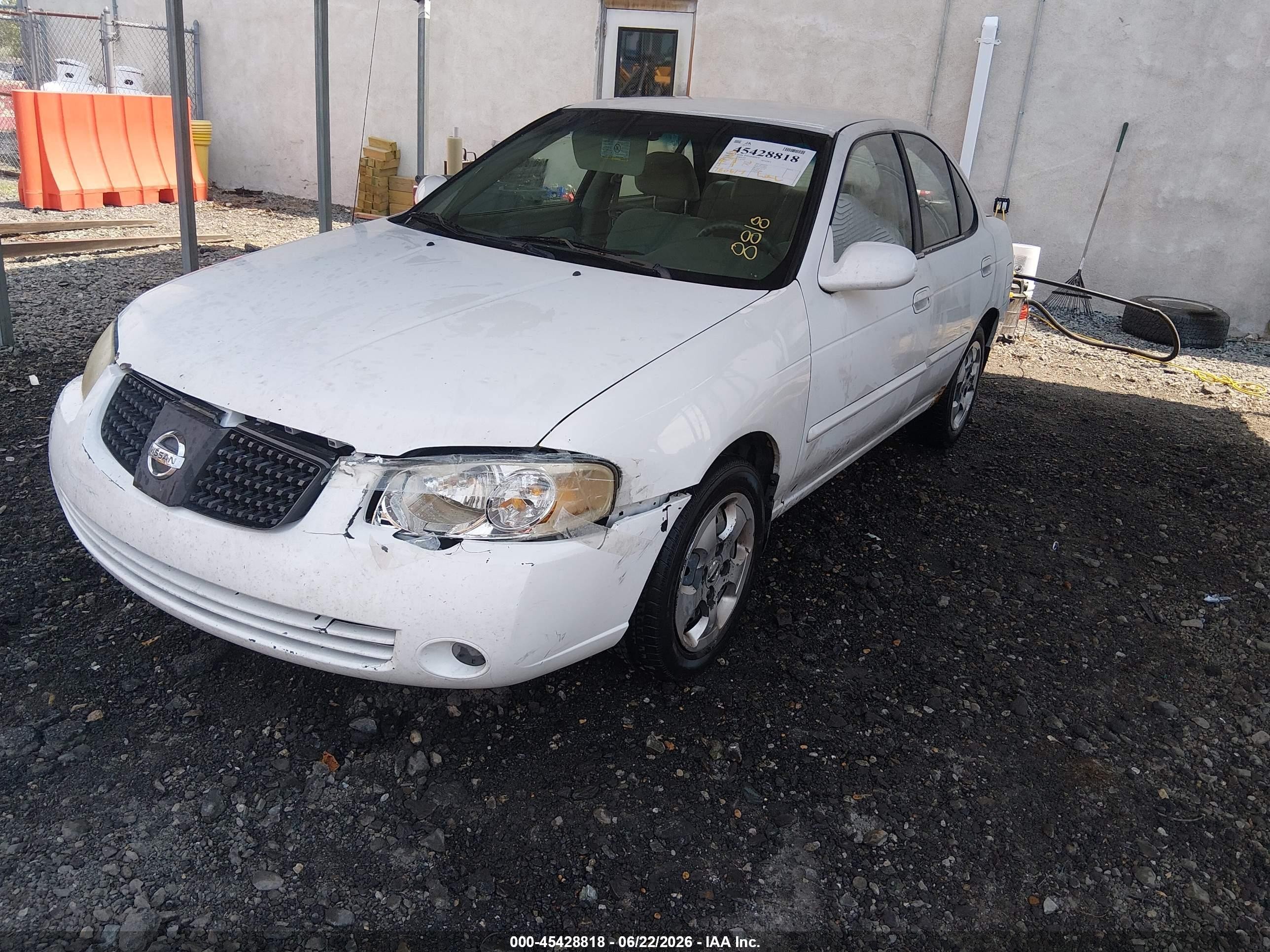 2005 Nissan Sentra 1.8s White vin: 3N1CB51D15L587599