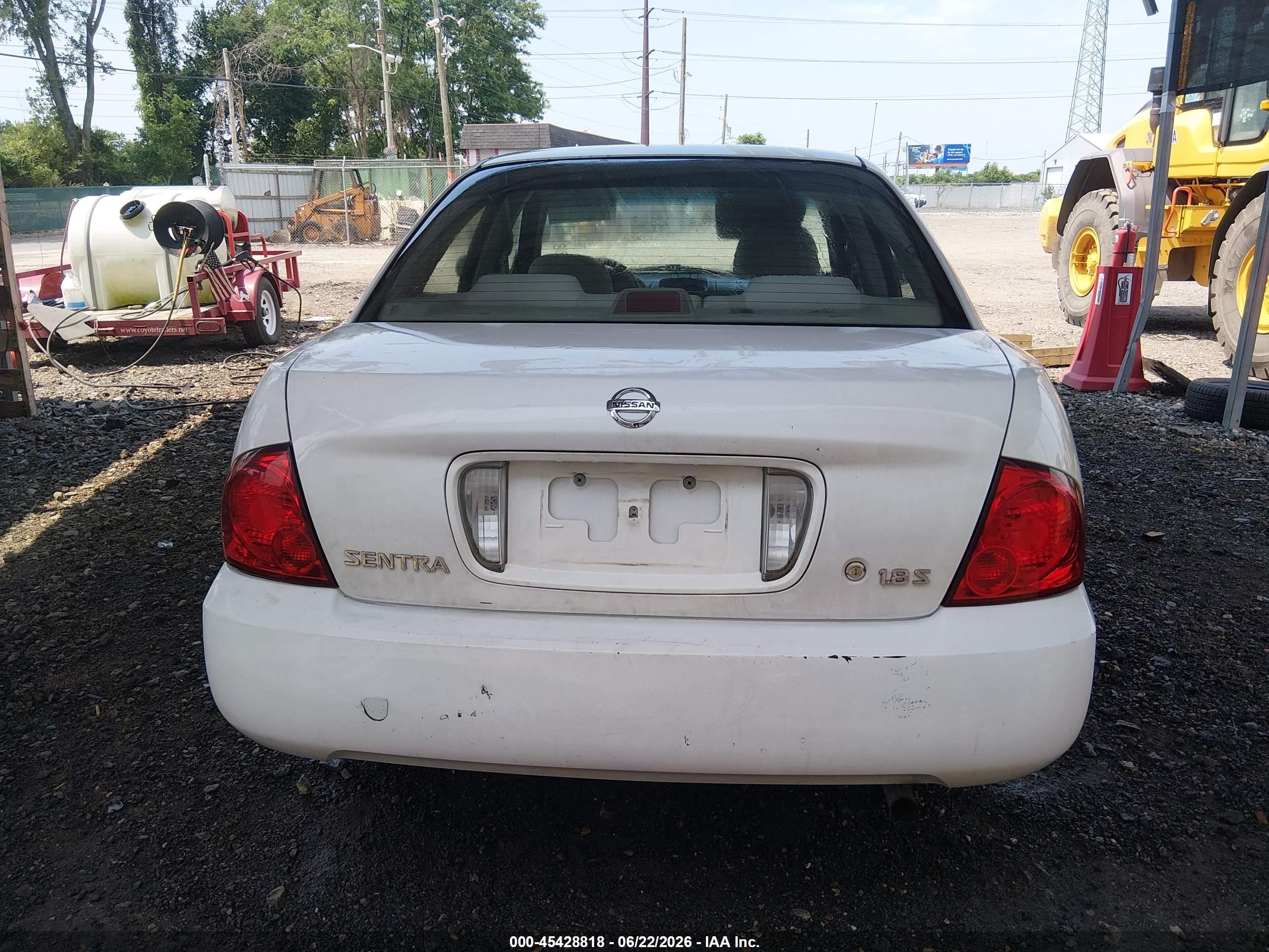 2005 Nissan Sentra 1.8s White vin: 3N1CB51D15L587599
