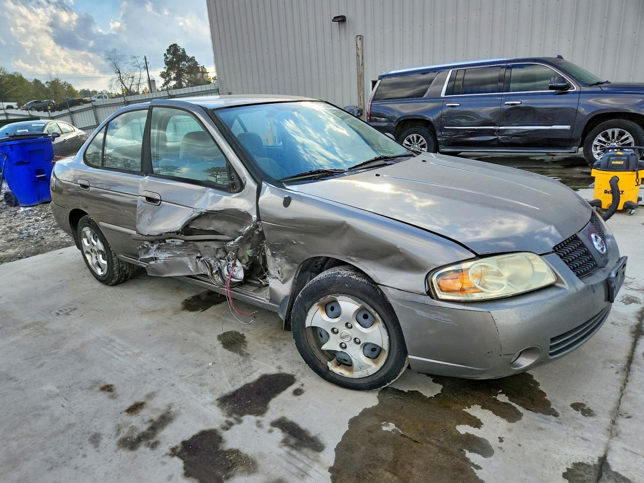 2006 Nissan Sentra 1.8 Желто-коричневый vin: 3N1CB51D16L567810