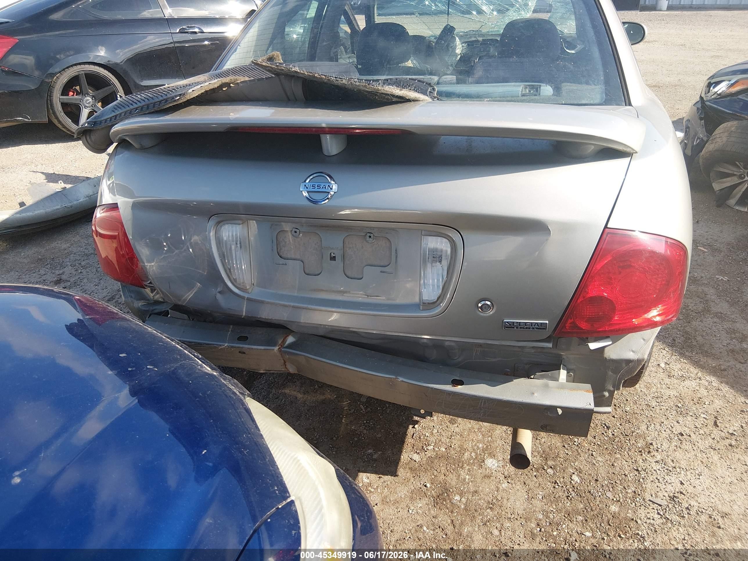 2006 Nissan Sentra 1.8s Серебряный vin: 3N1CB51D16L587345