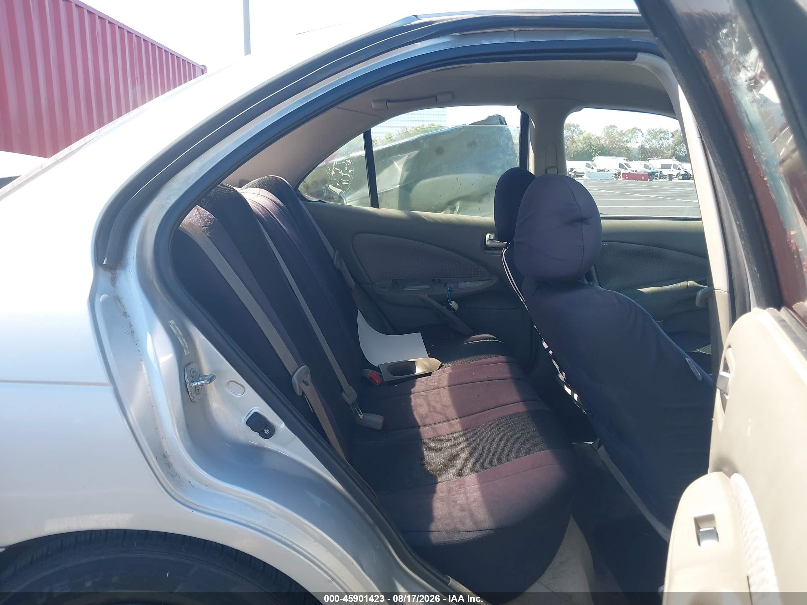 2006 Nissan Sentra 1.8s Silver vin: 3N1CB51D16L628895