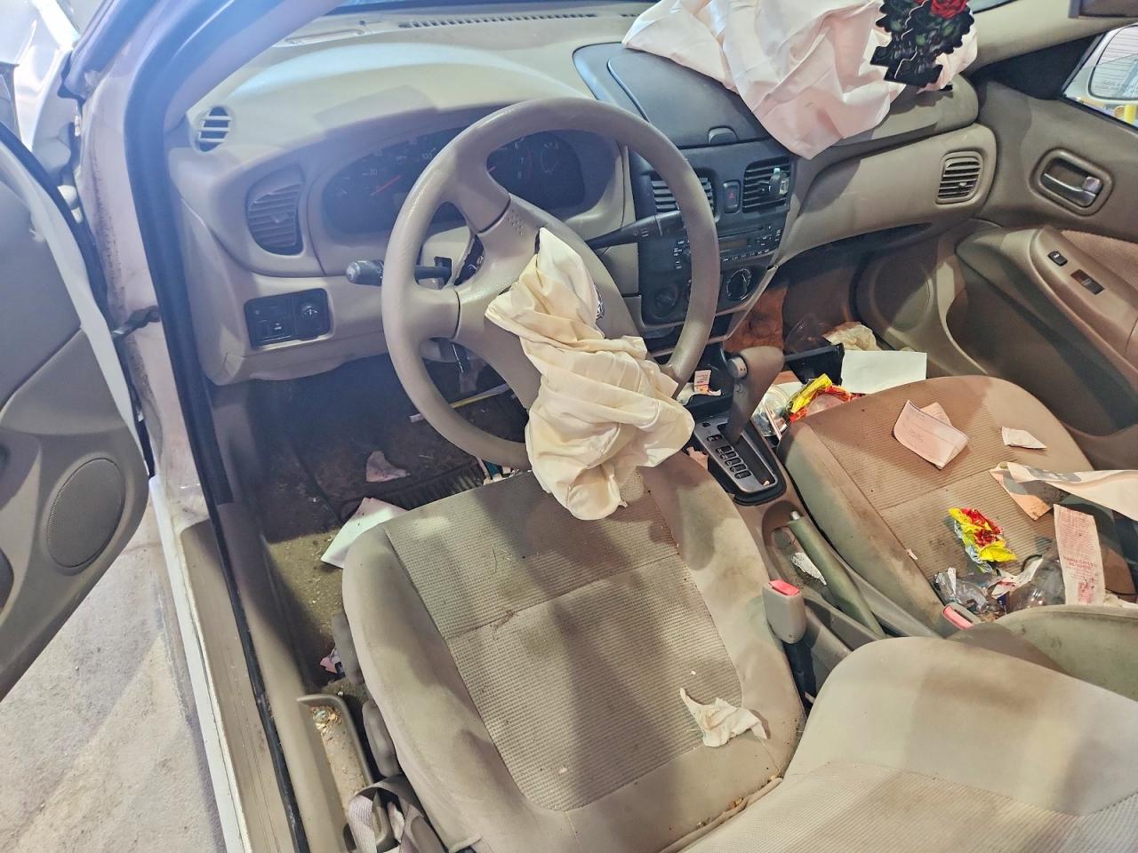 2006 Nissan Sentra 1.8 White vin: 3N1CB51D16L637113