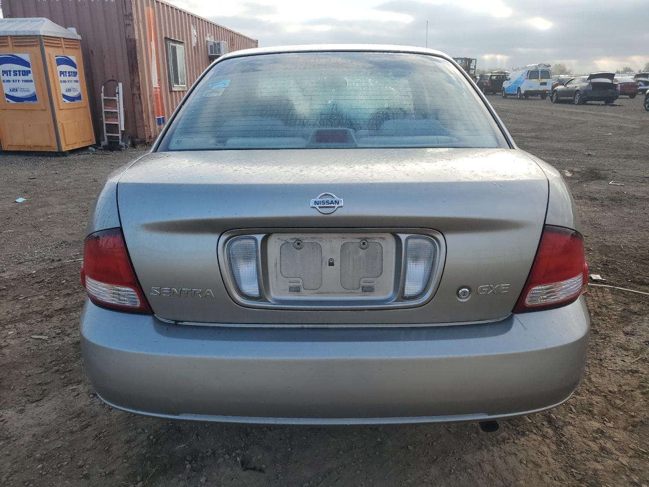 2000 Nissan Sentra Base Beige vin: 3N1CB51D1YL307832