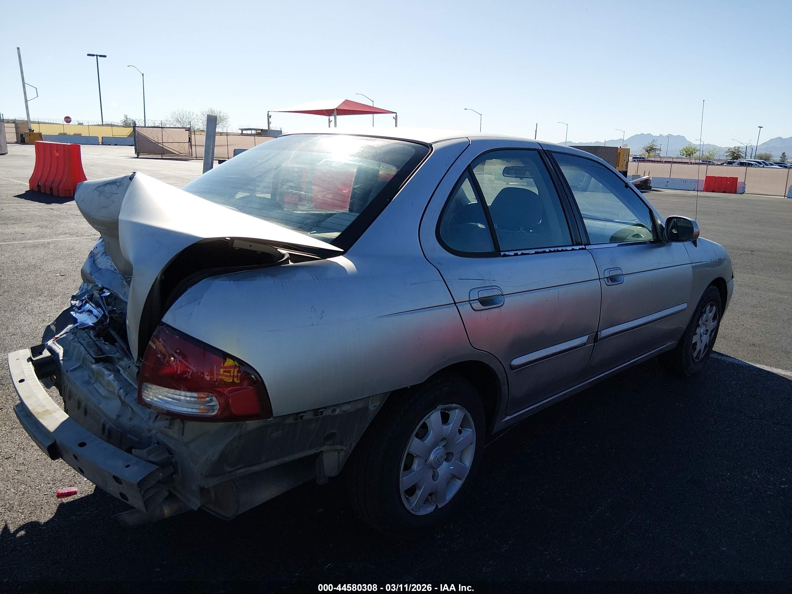 2000 Nissan Sentra Gxe/xe Silver vin: 3N1CB51D1YL317390