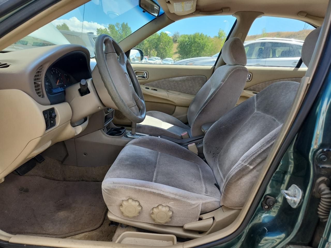 2000 Nissan Sentra Base Green vin: 3N1CB51D1YL347960