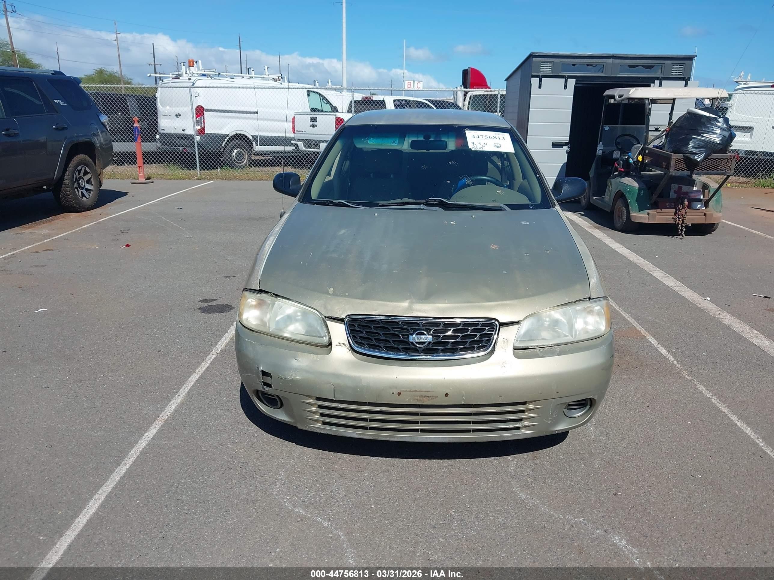 2001 Nissan Sentra Xe Золотой vin: 3N1CB51D21L494715