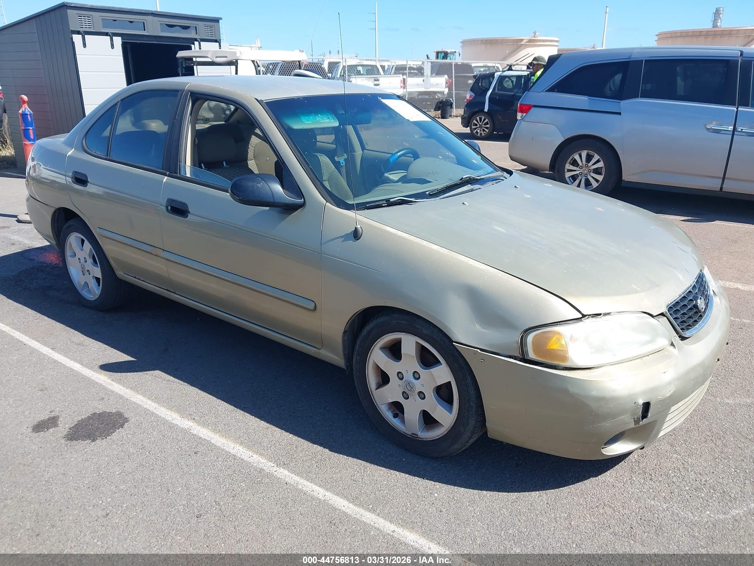 2001 Nissan Sentra Xe Золотой vin: 3N1CB51D21L494715