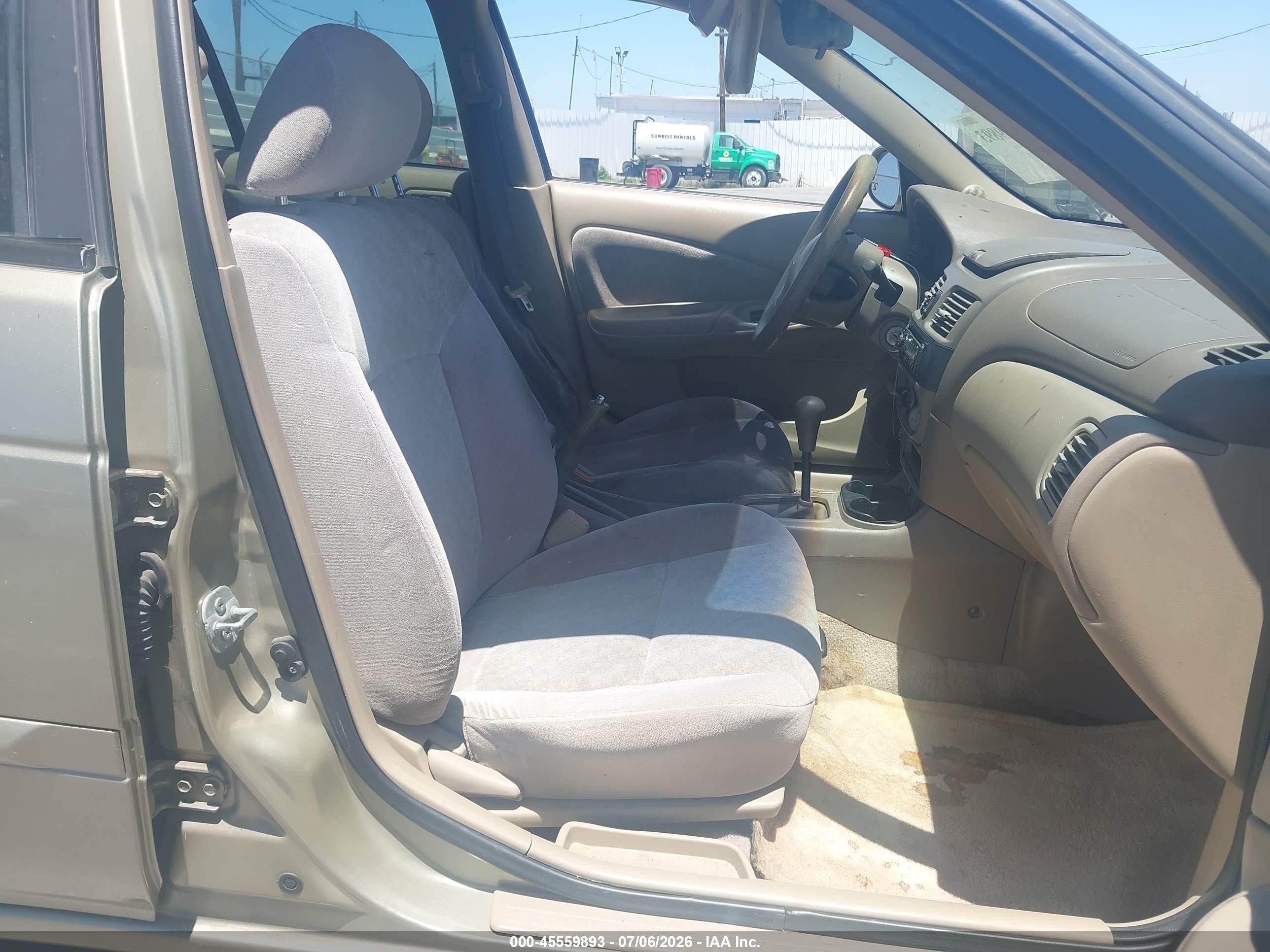 2002 Nissan Sentra Gxe Champagne vin: 3N1CB51D22L600422