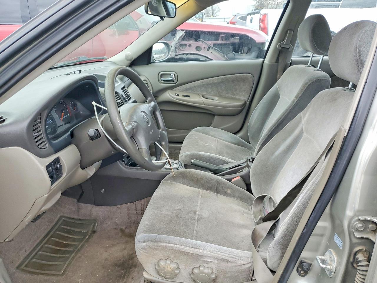 2002 Nissan Sentra Бежевый vin: 3N1CB51D22L623005