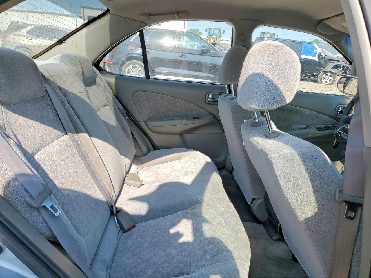 2002 Nissan Sentra Xe Silver vin: 3N1CB51D22L684838