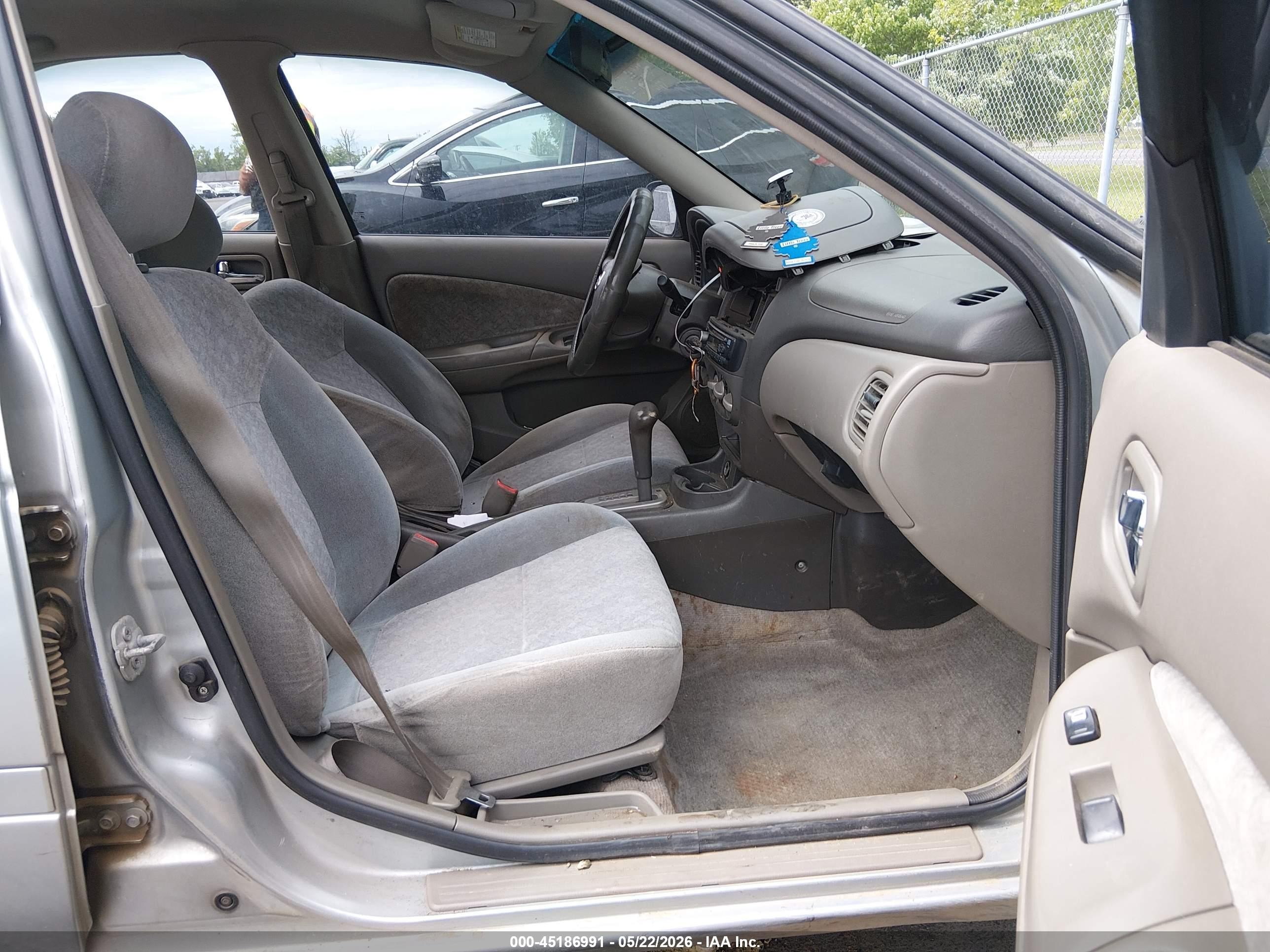 2003 Nissan Sentra Gxe Silver vin: 3N1CB51D23L708508