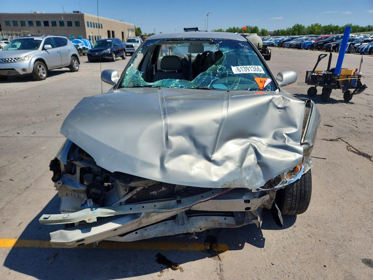 2004 Nissan Sentra 1.8 Silver vin: 3N1CB51D24L488076