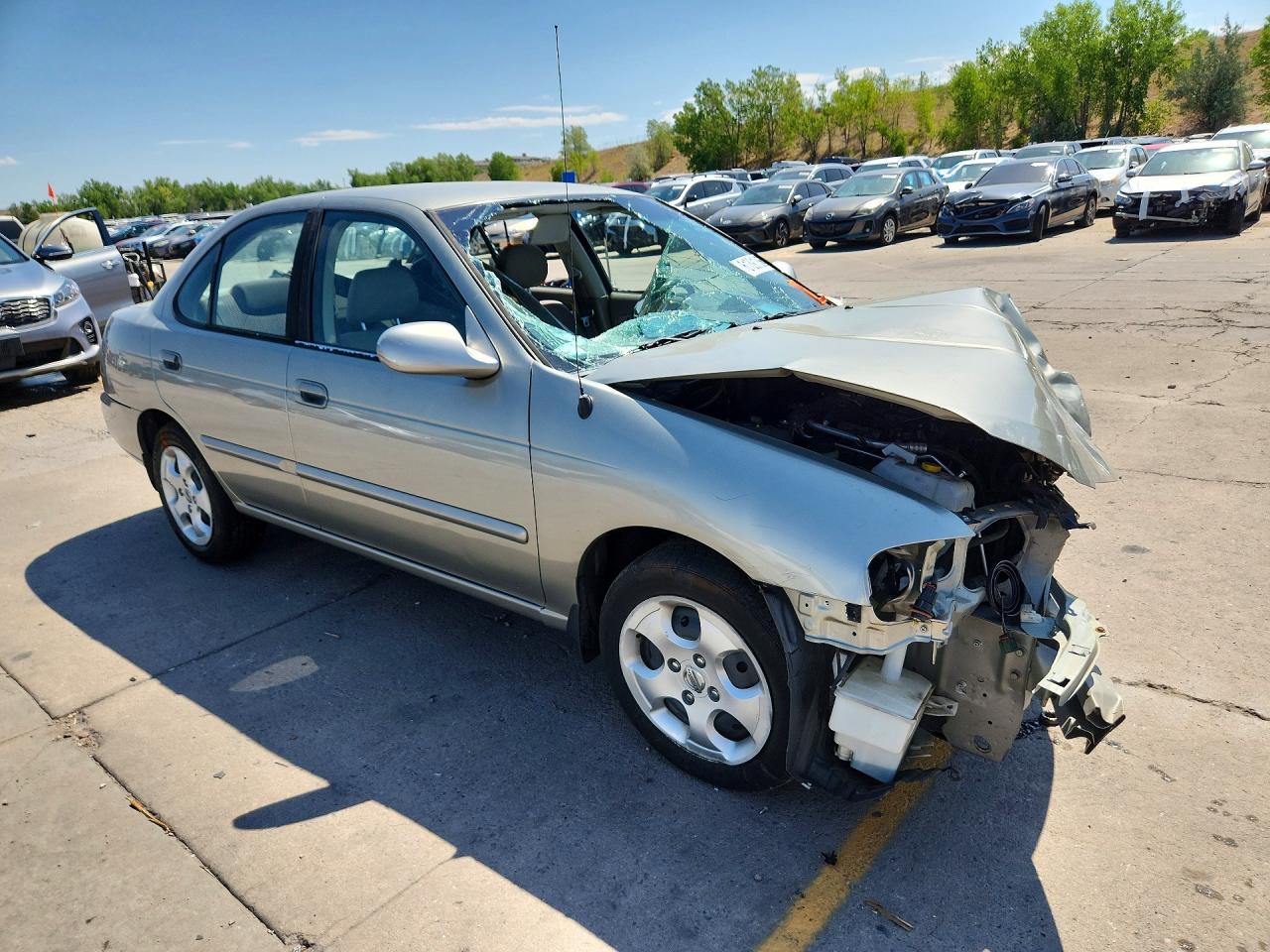 2004 Nissan Sentra 1.8 Silver vin: 3N1CB51D24L488076