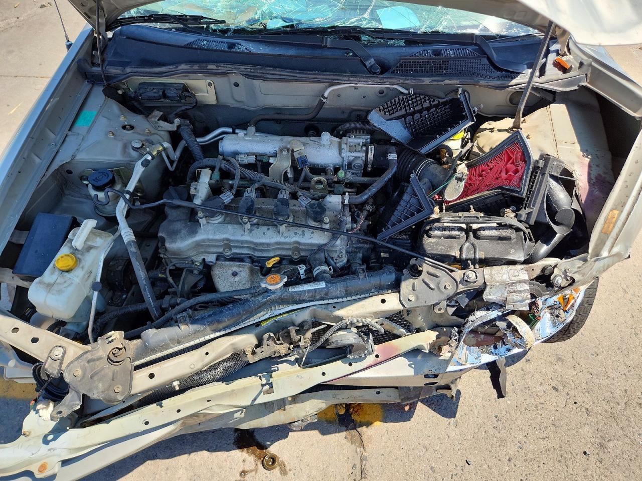 2004 Nissan Sentra 1.8 Silver vin: 3N1CB51D24L488076