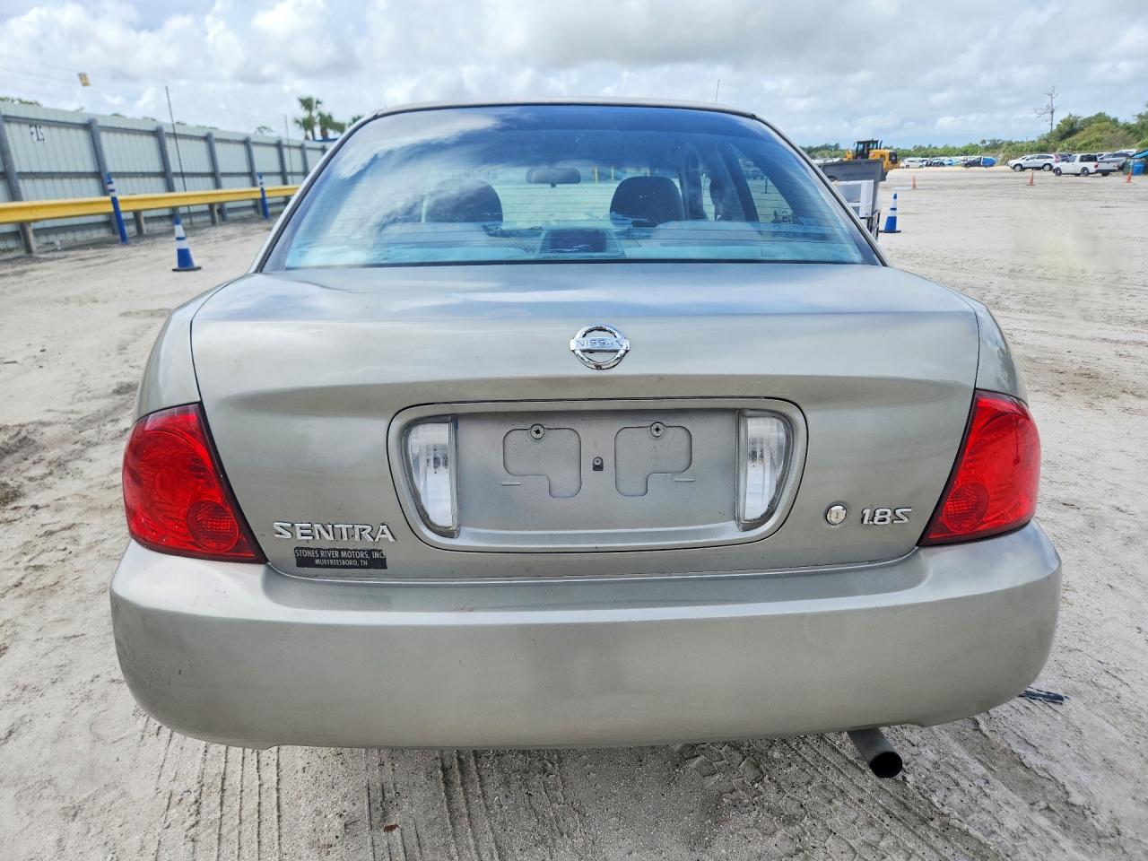 2004 Nissan Sentra 1.8 Gray vin: 3N1CB51D24L489115