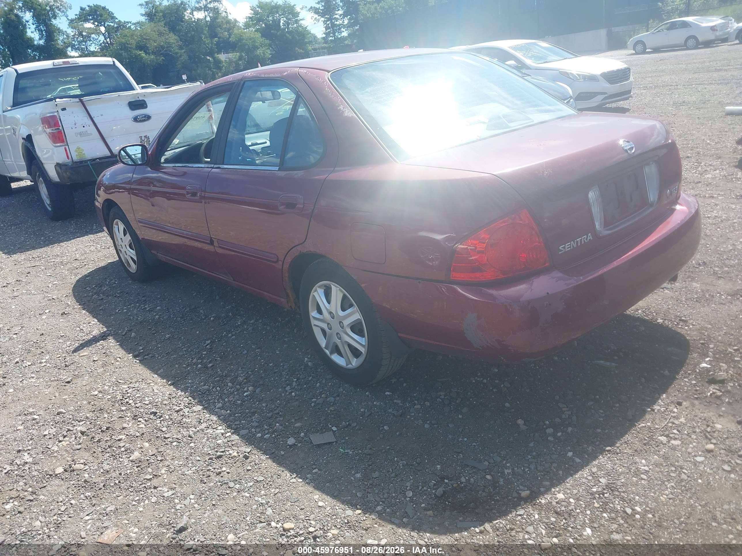 2004 Nissan Sentra 1.8s Red vin: 3N1CB51D24L891927