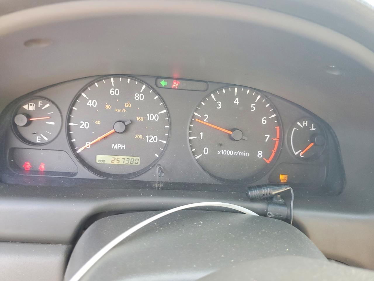 2004 Nissan Sentra 1.8 White vin: 3N1CB51D24L908886