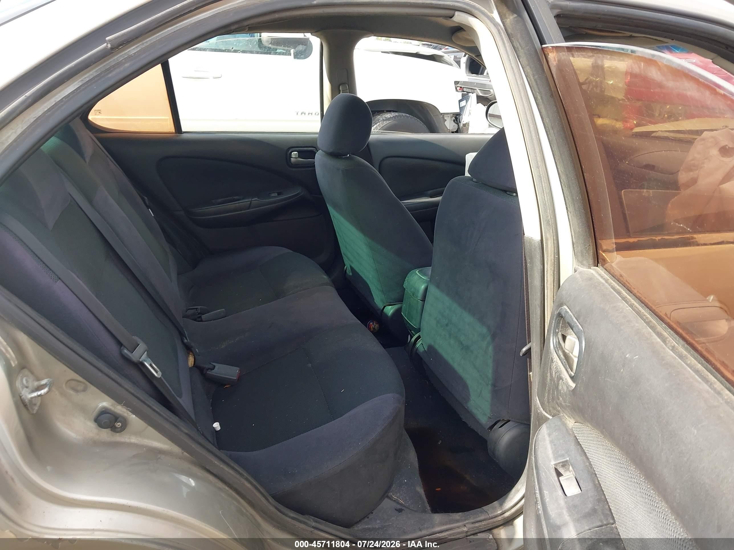 2005 Nissan Sentra 1.8s Beige vin: 3N1CB51D25L483011