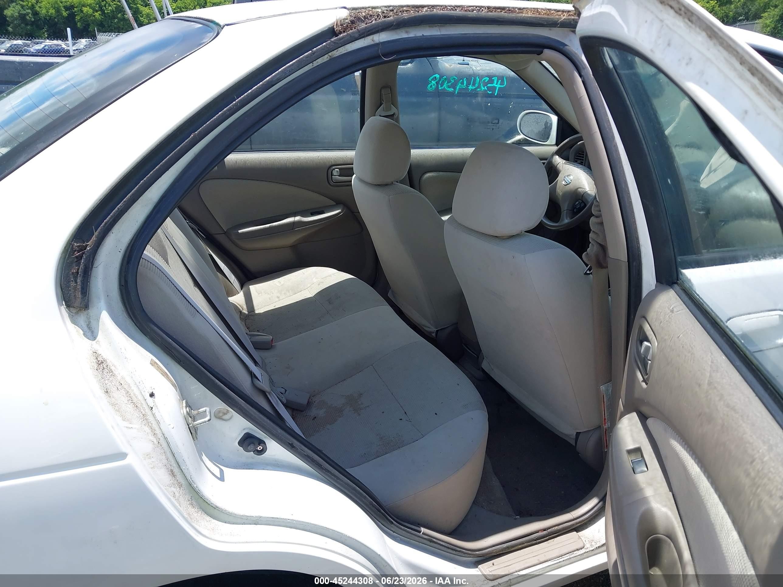 2005 Nissan Sentra 1.8s White vin: 3N1CB51D25L530005