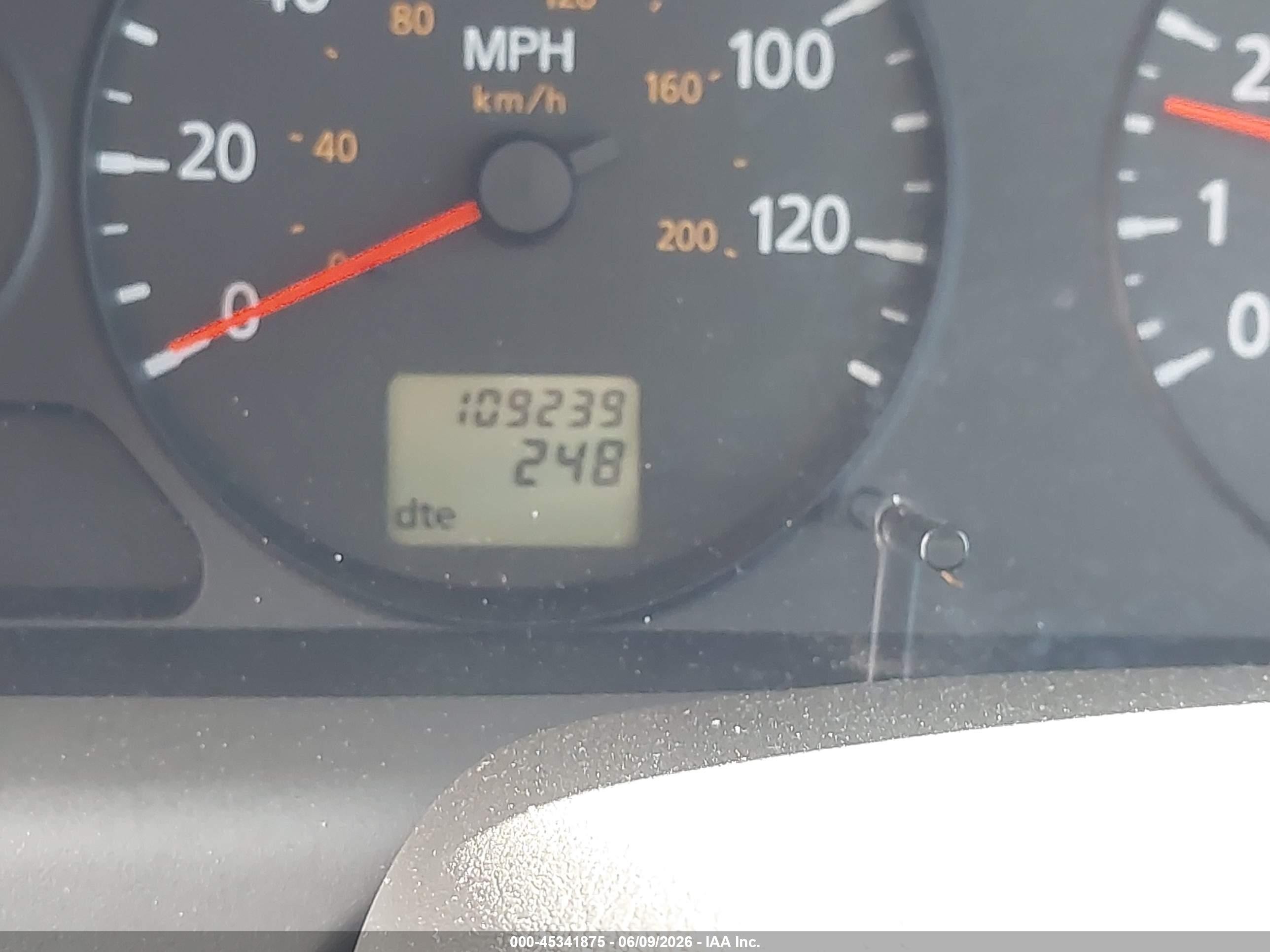 2005 Nissan Sentra 1.8s Silver vin: 3N1CB51D25L550352
