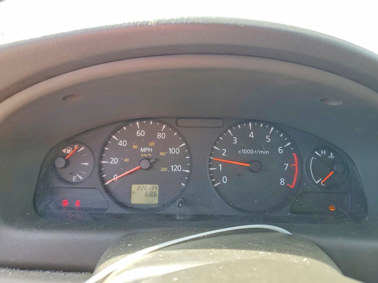 2005 Nissan Sentra 1.8 Silver vin: 3N1CB51D25L596490