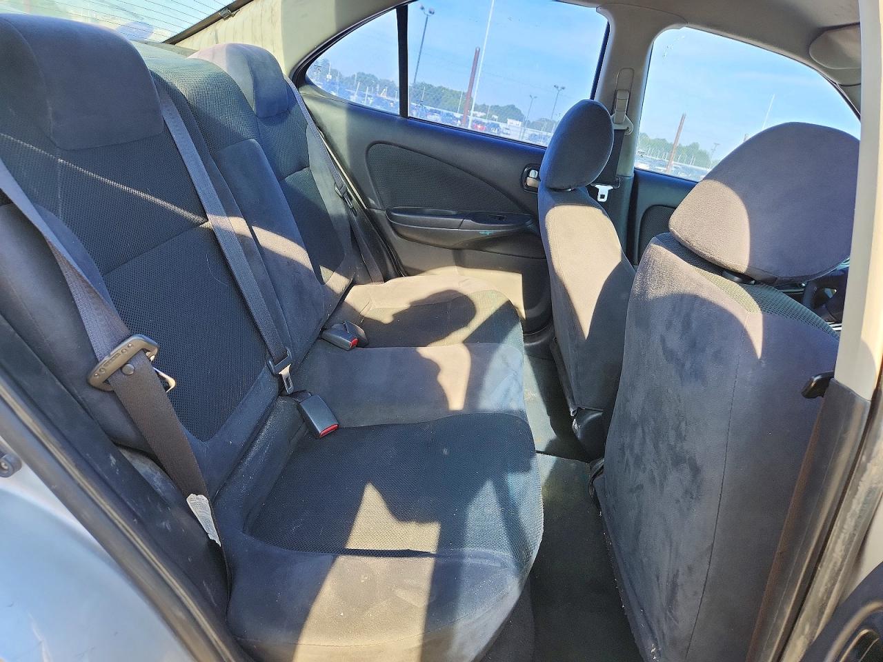 2006 Nissan Sentra 1.8 Silver vin: 3N1CB51D26L496505