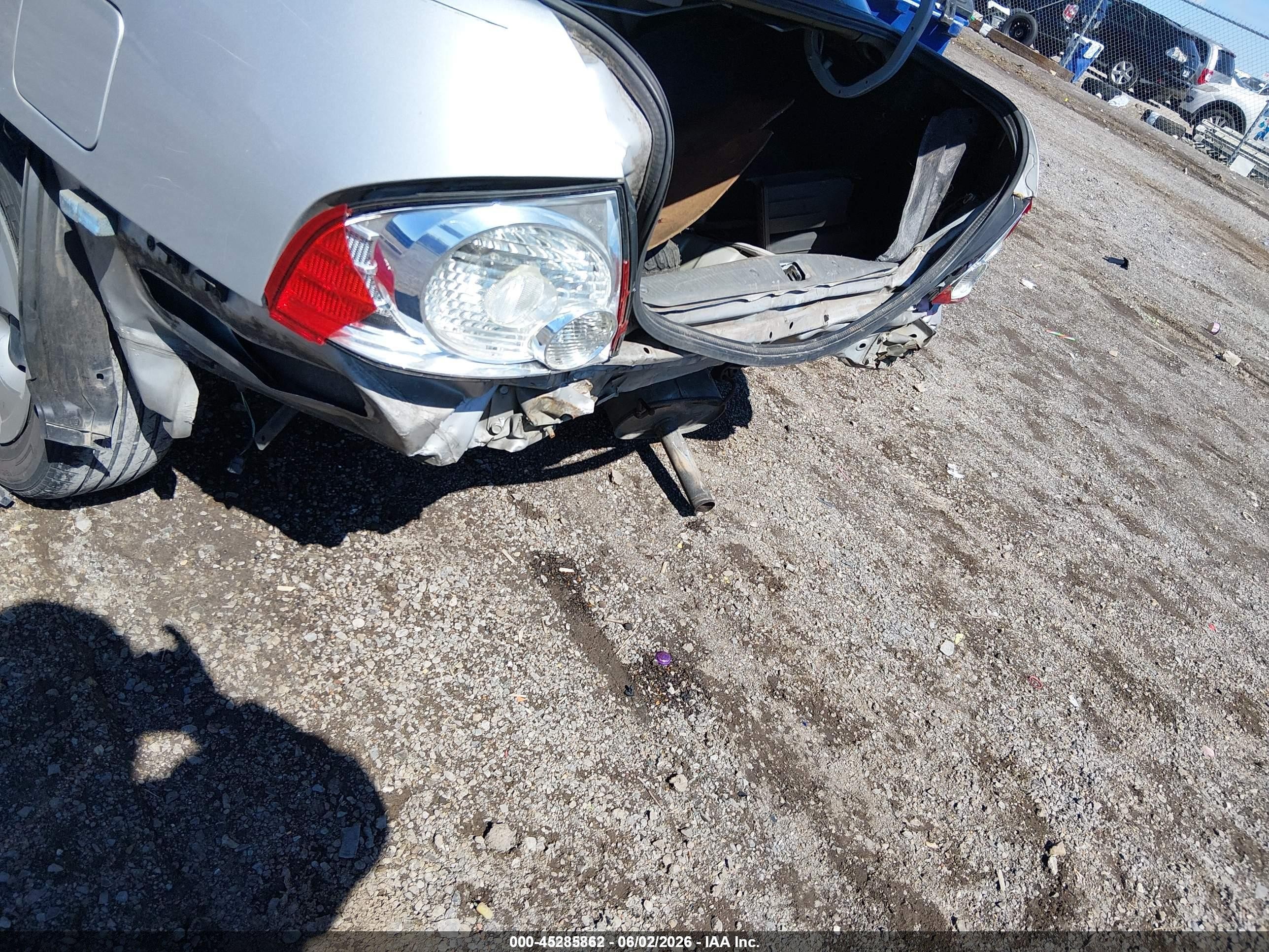 2006 Nissan Sentra 1.8s Silver vin: 3N1CB51D26L558792