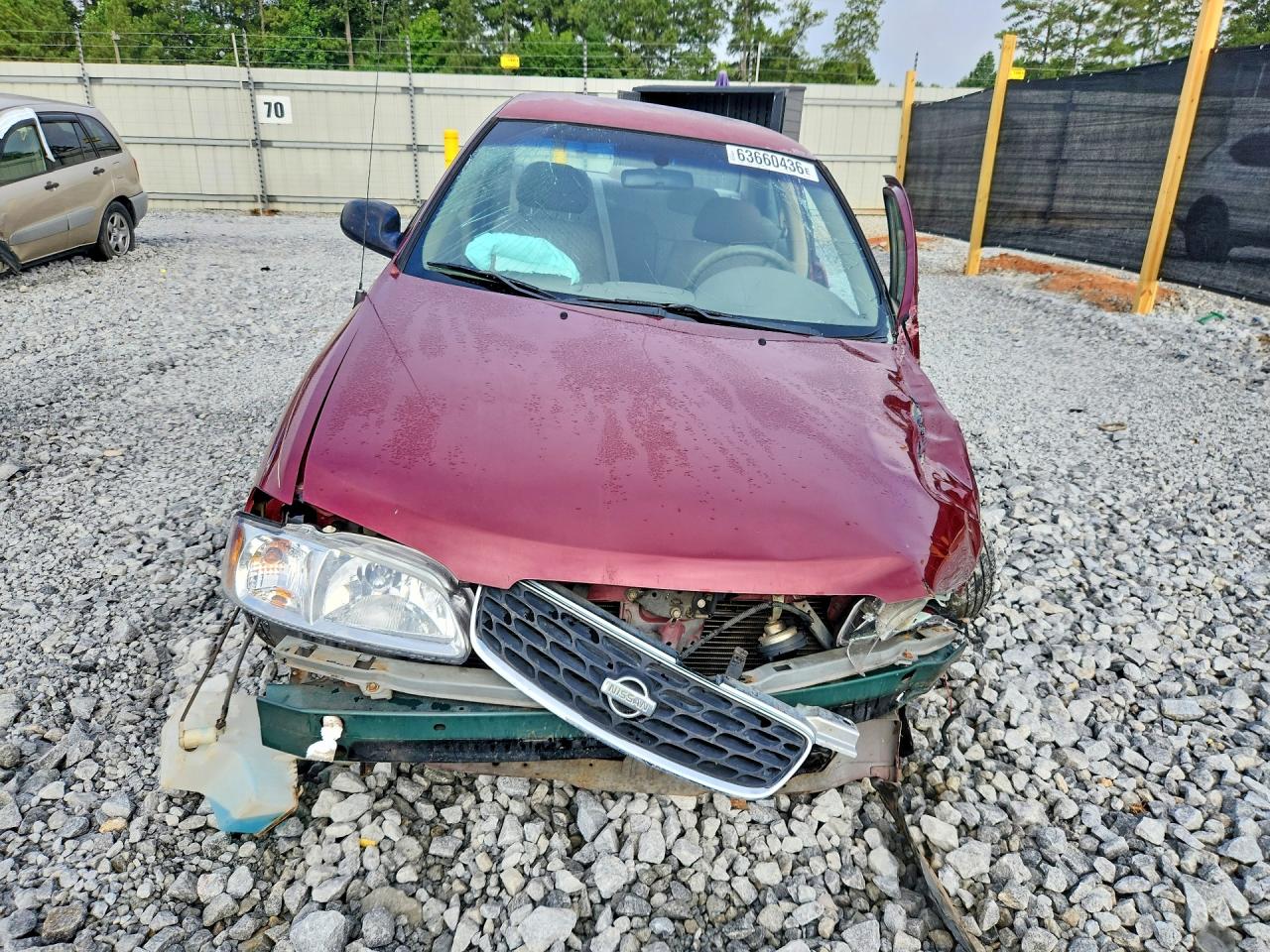 2001 Nissan Sentra Xe Burgundy vin: 3N1CB51D31L420963