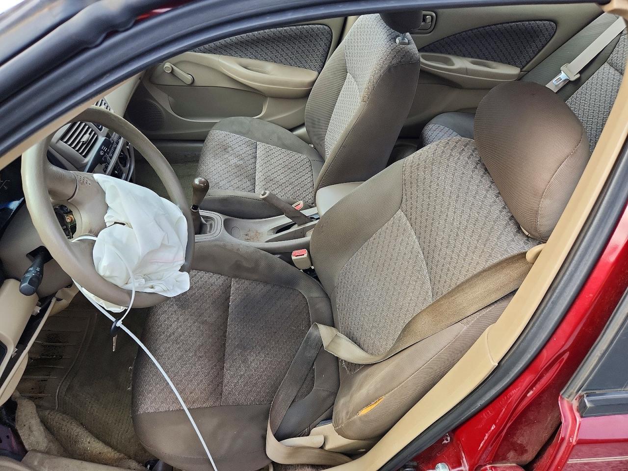 2001 Nissan Sentra Xe Burgundy vin: 3N1CB51D31L420963