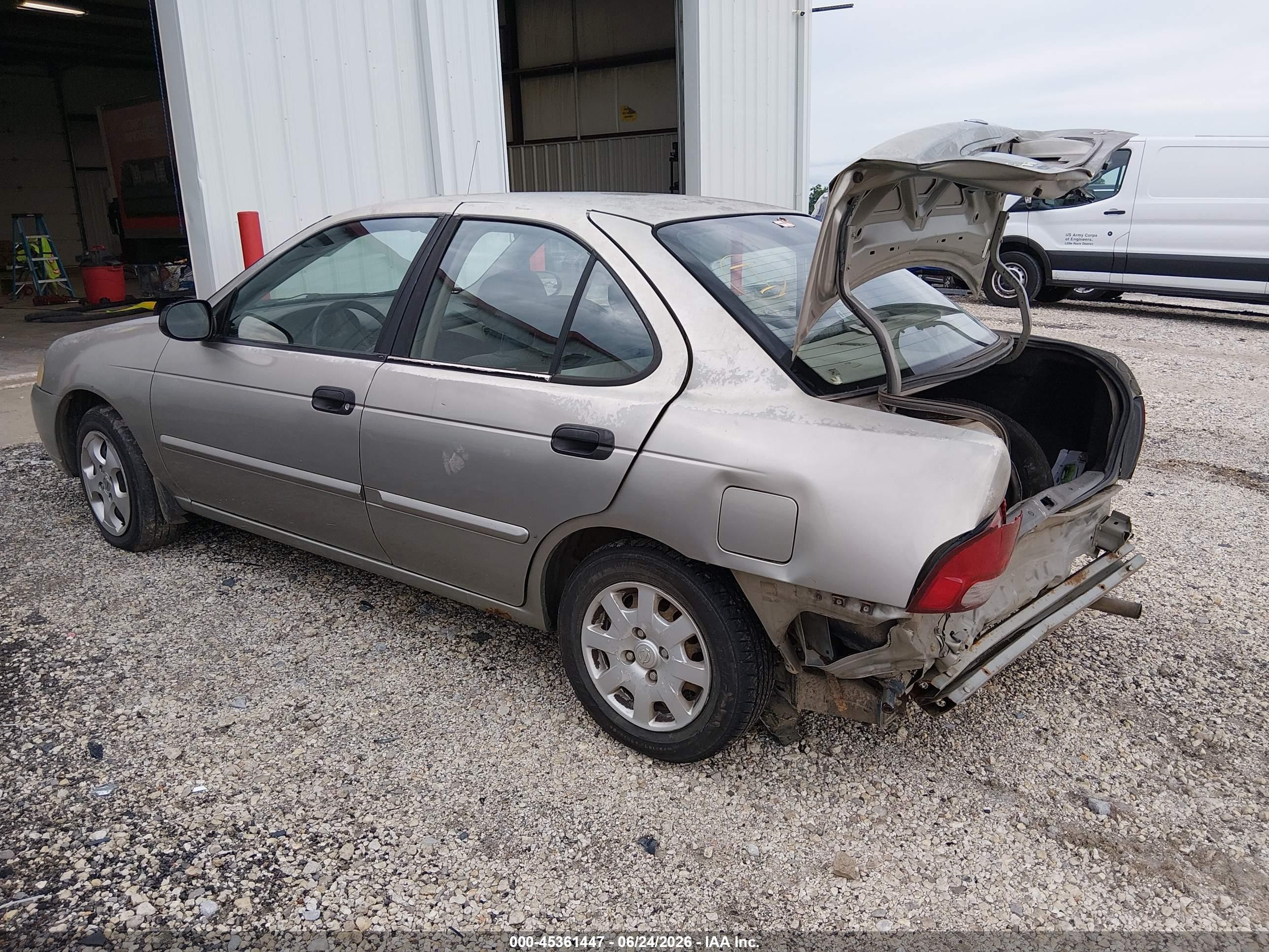 2002 Nissan Sentra Xe Серебряный vin: 3N1CB51D32L682466