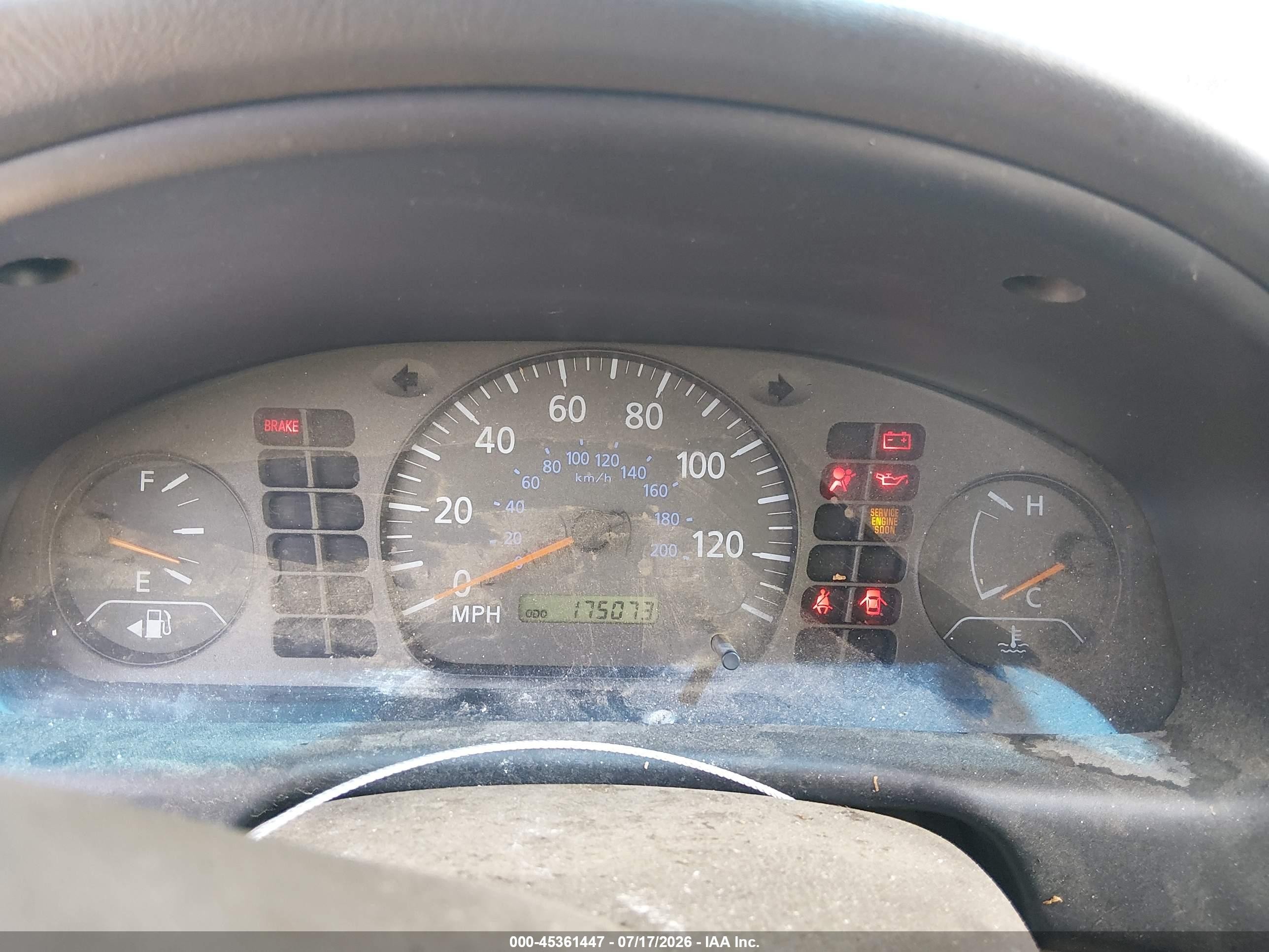 2002 Nissan Sentra Xe Серебряный vin: 3N1CB51D32L682466