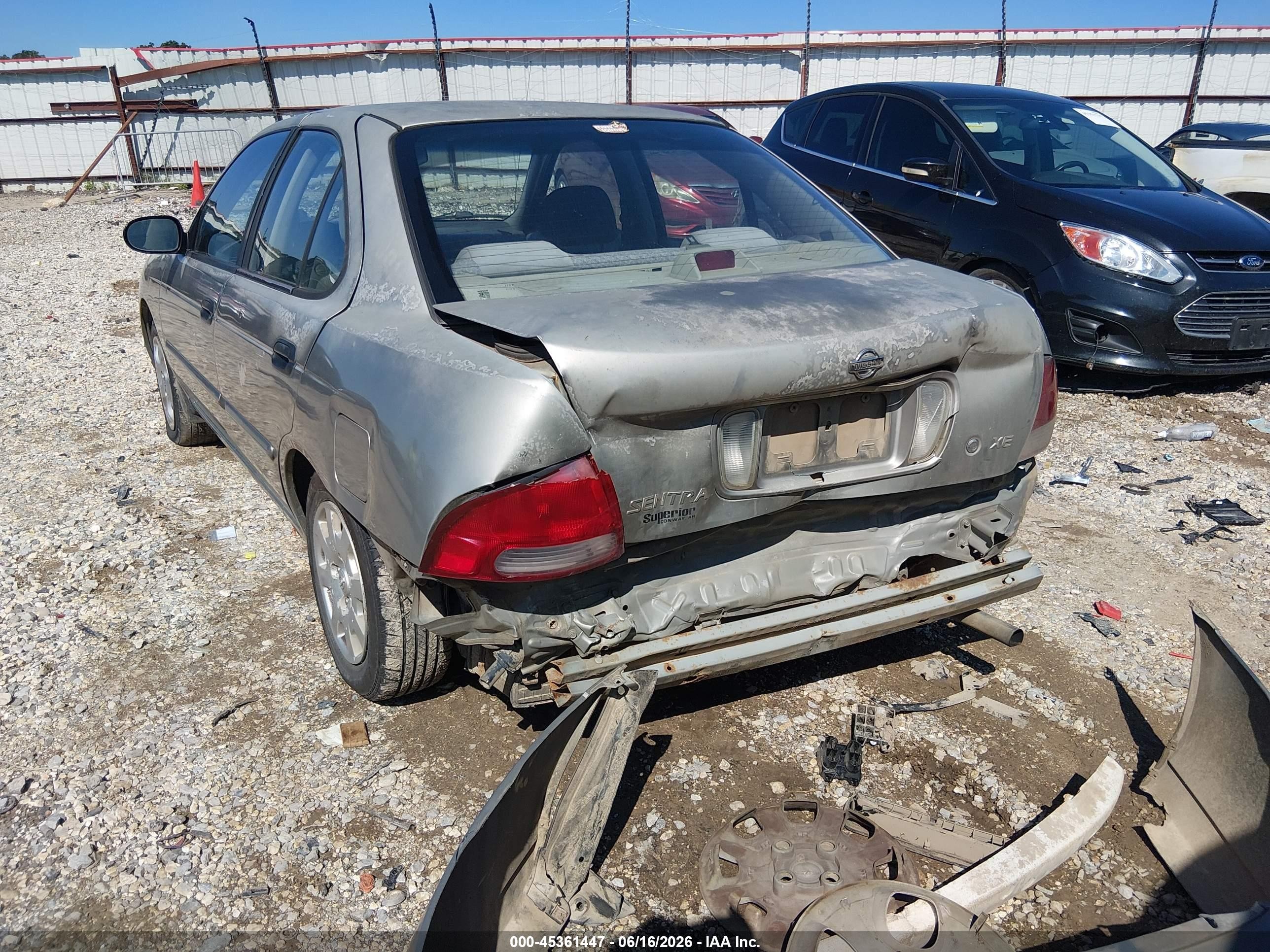 2002 Nissan Sentra Xe Серебряный vin: 3N1CB51D32L682466