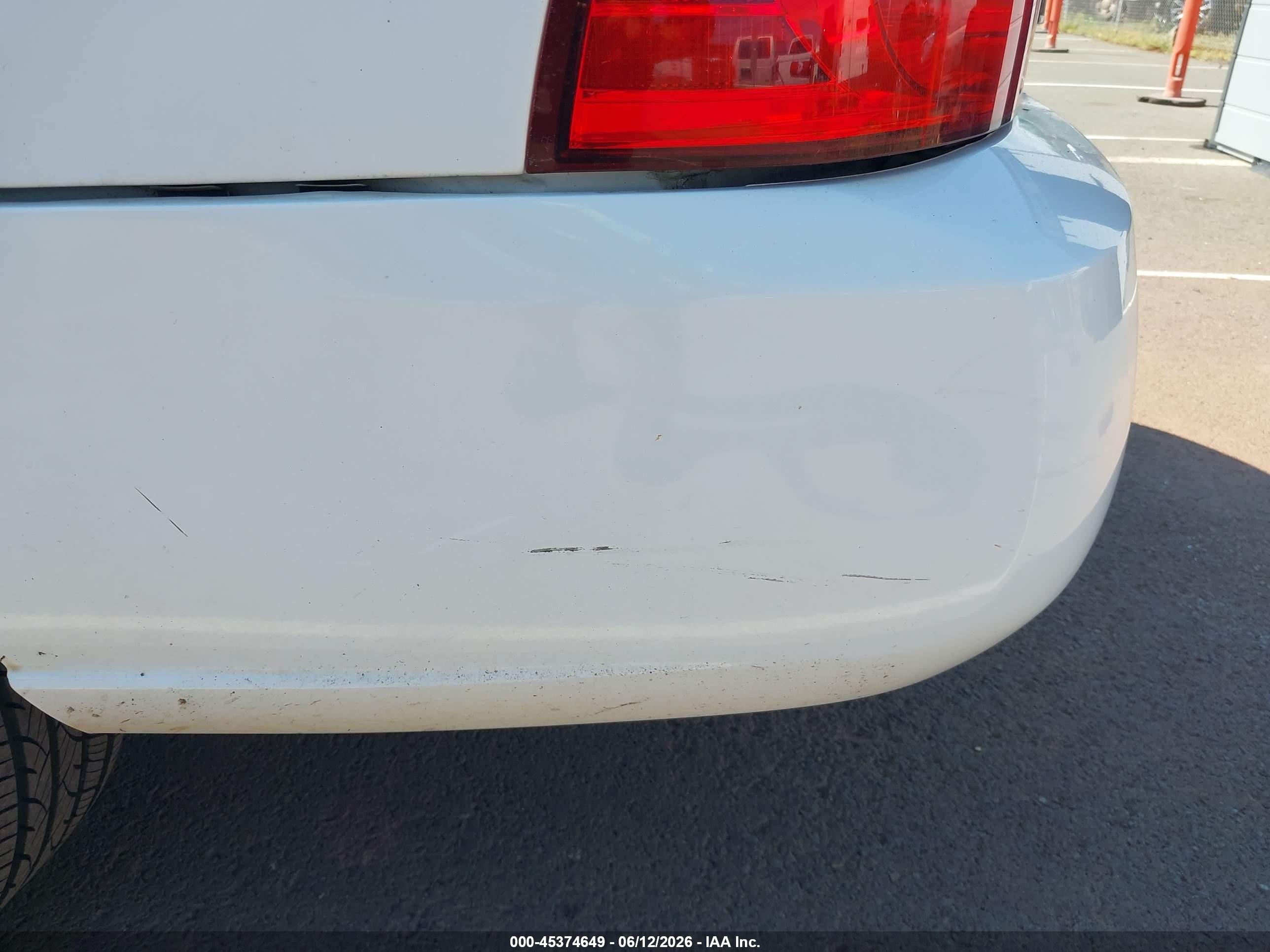 2004 Nissan Sentra 1.8s White vin: 3N1CB51D34L457385