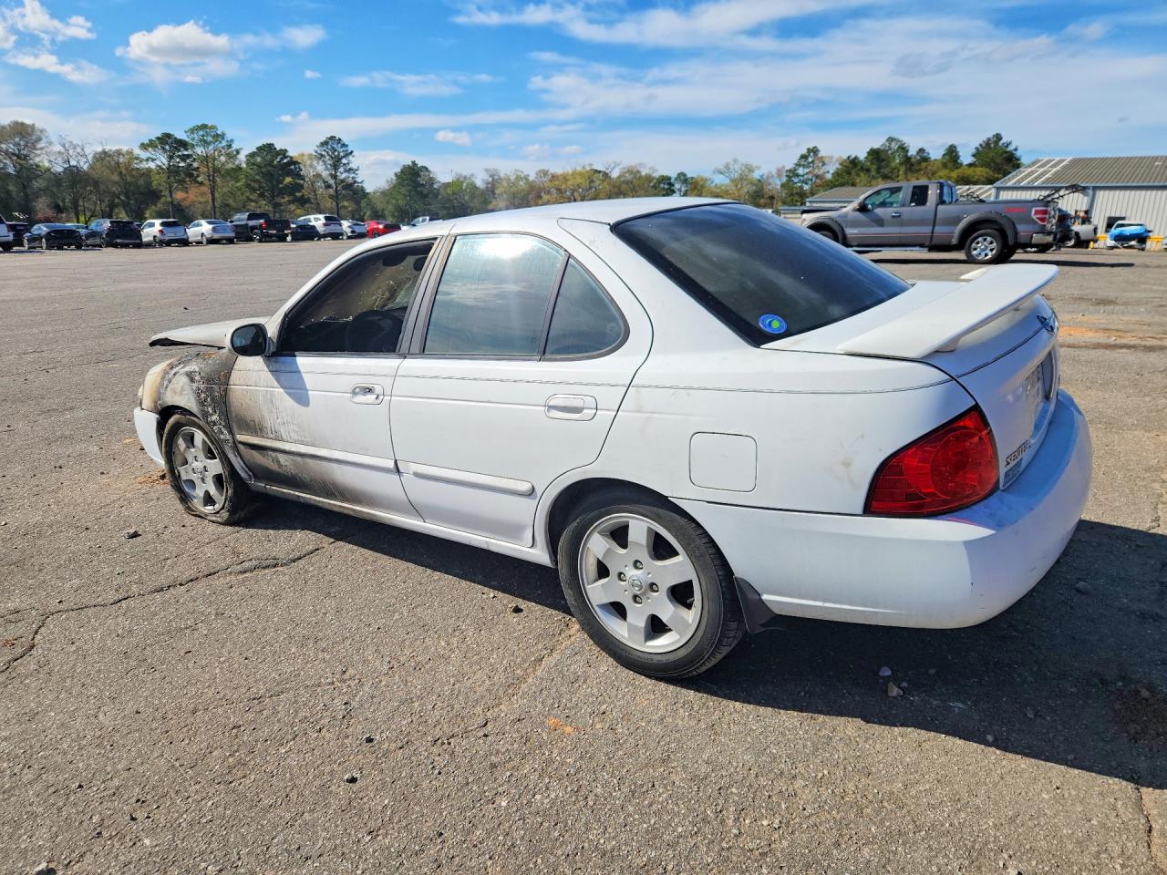2005 Nissan Sentra 1.8 White vin: 3N1CB51D35L520390