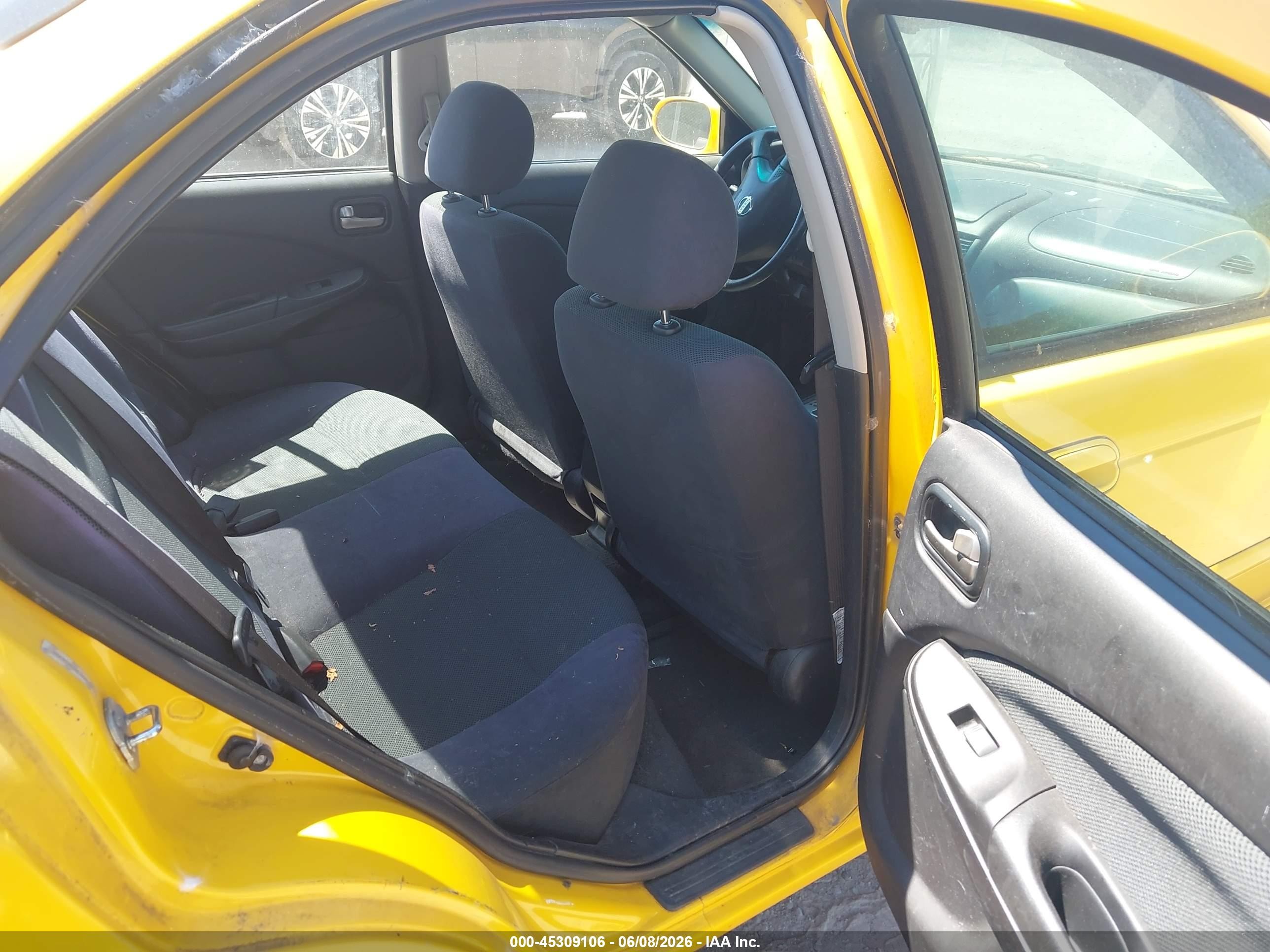 2006 Nissan Sentra 1.8s Yellow vin: 3N1CB51D36L514462