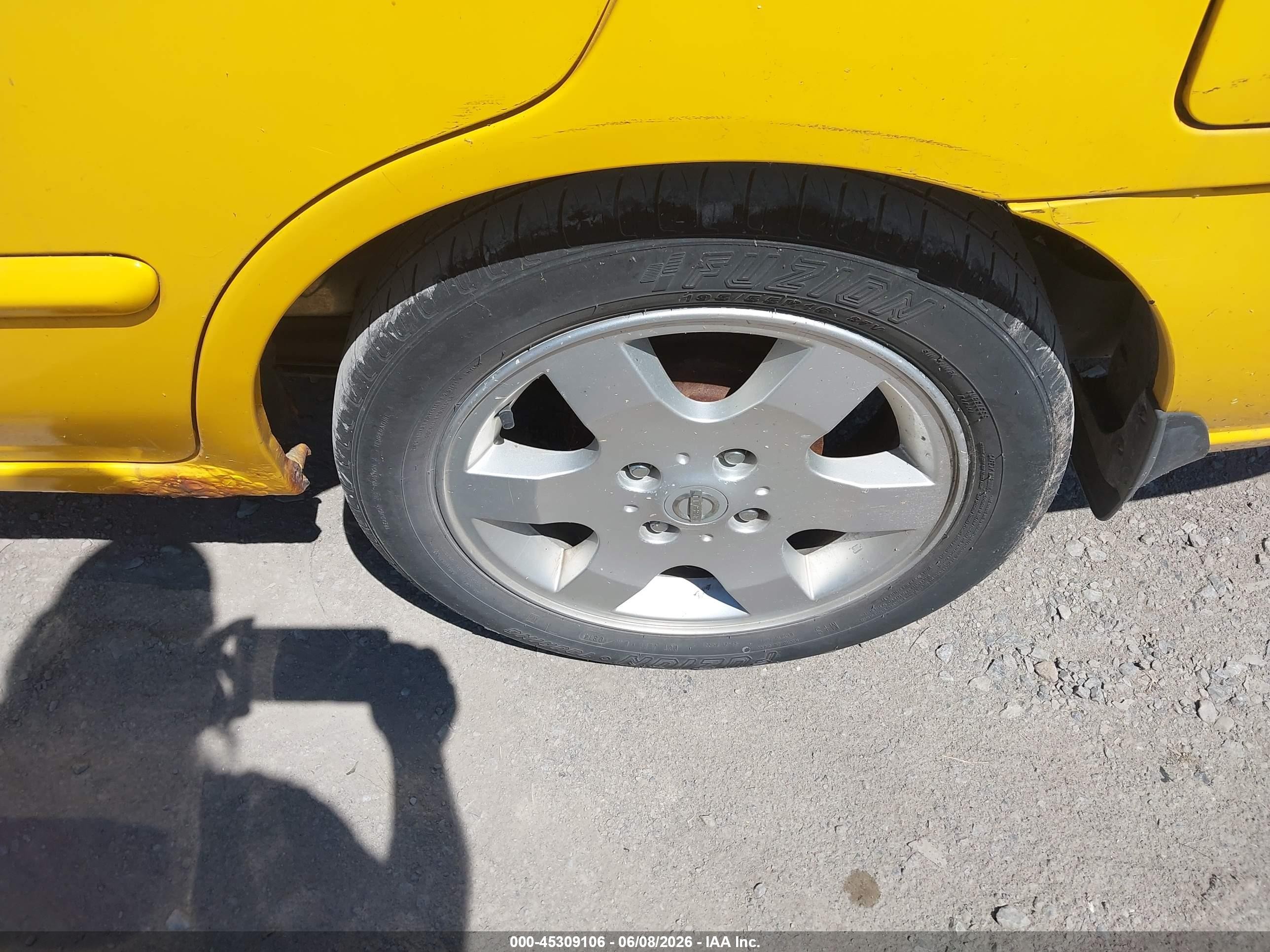 2006 Nissan Sentra 1.8s Yellow vin: 3N1CB51D36L514462