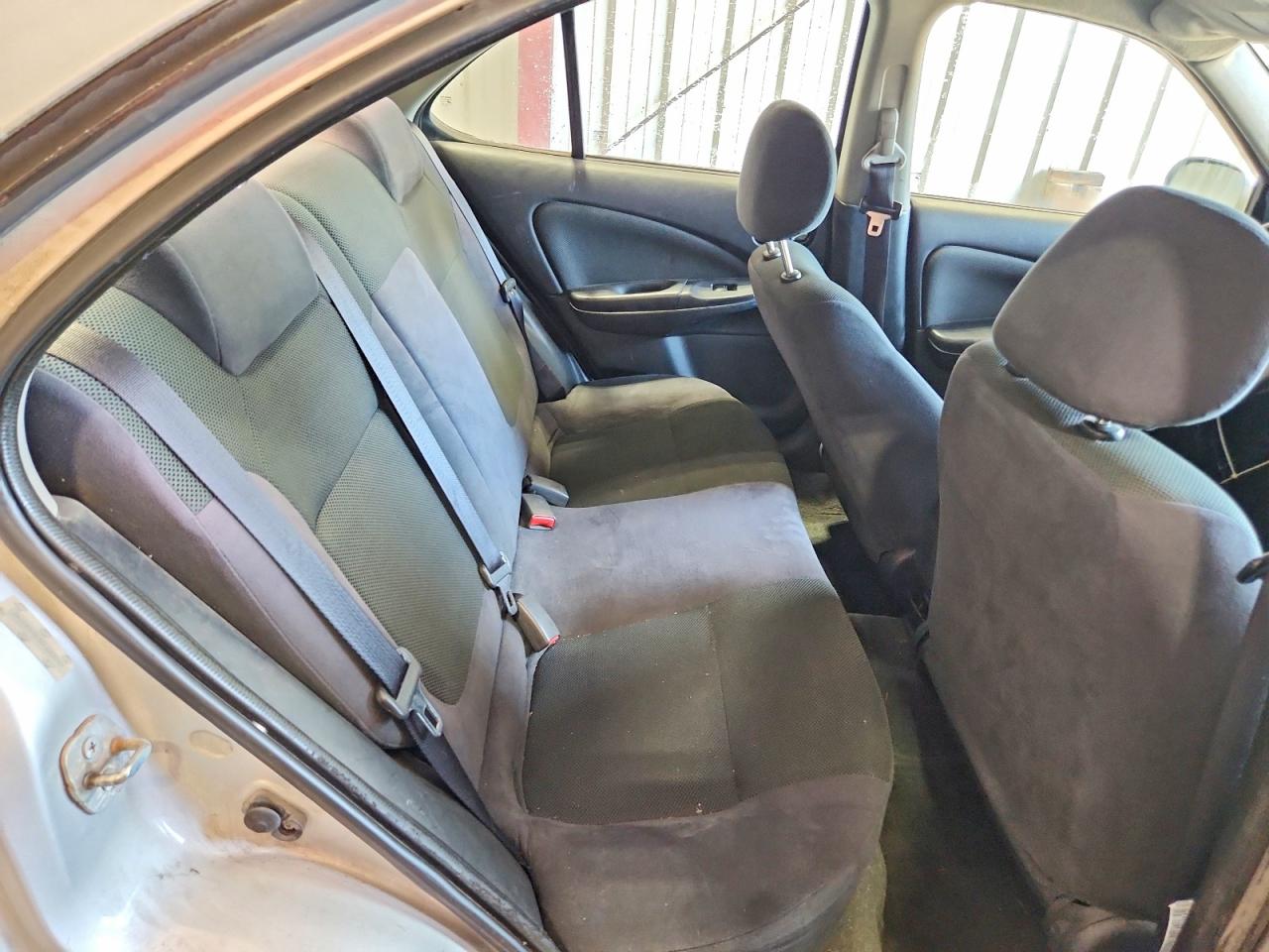 2006 Nissan Sentra 1.8 Silver vin: 3N1CB51D36L623293
