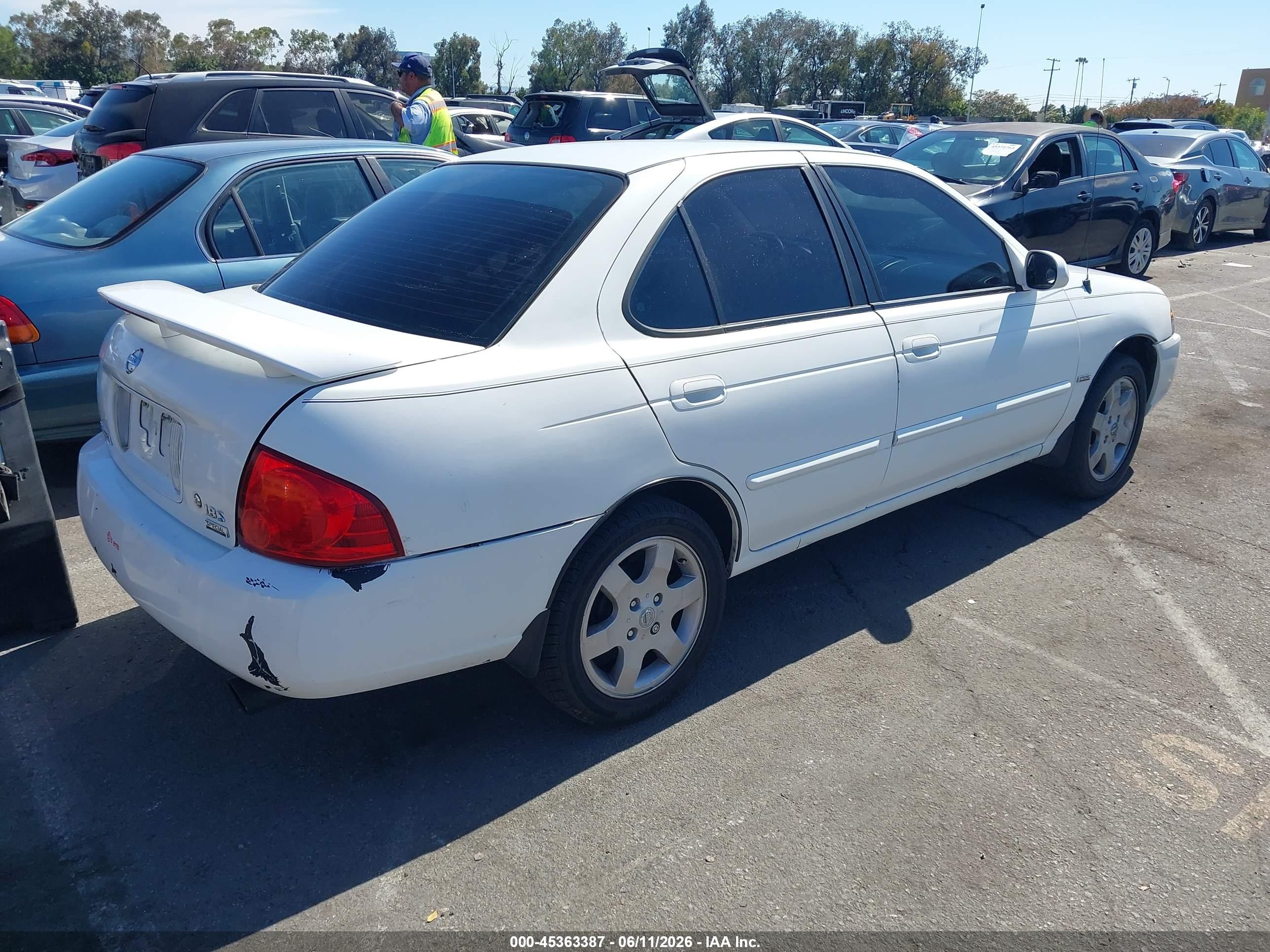 2006 Nissan Sentra 1.8s White vin: 3N1CB51D36L634097