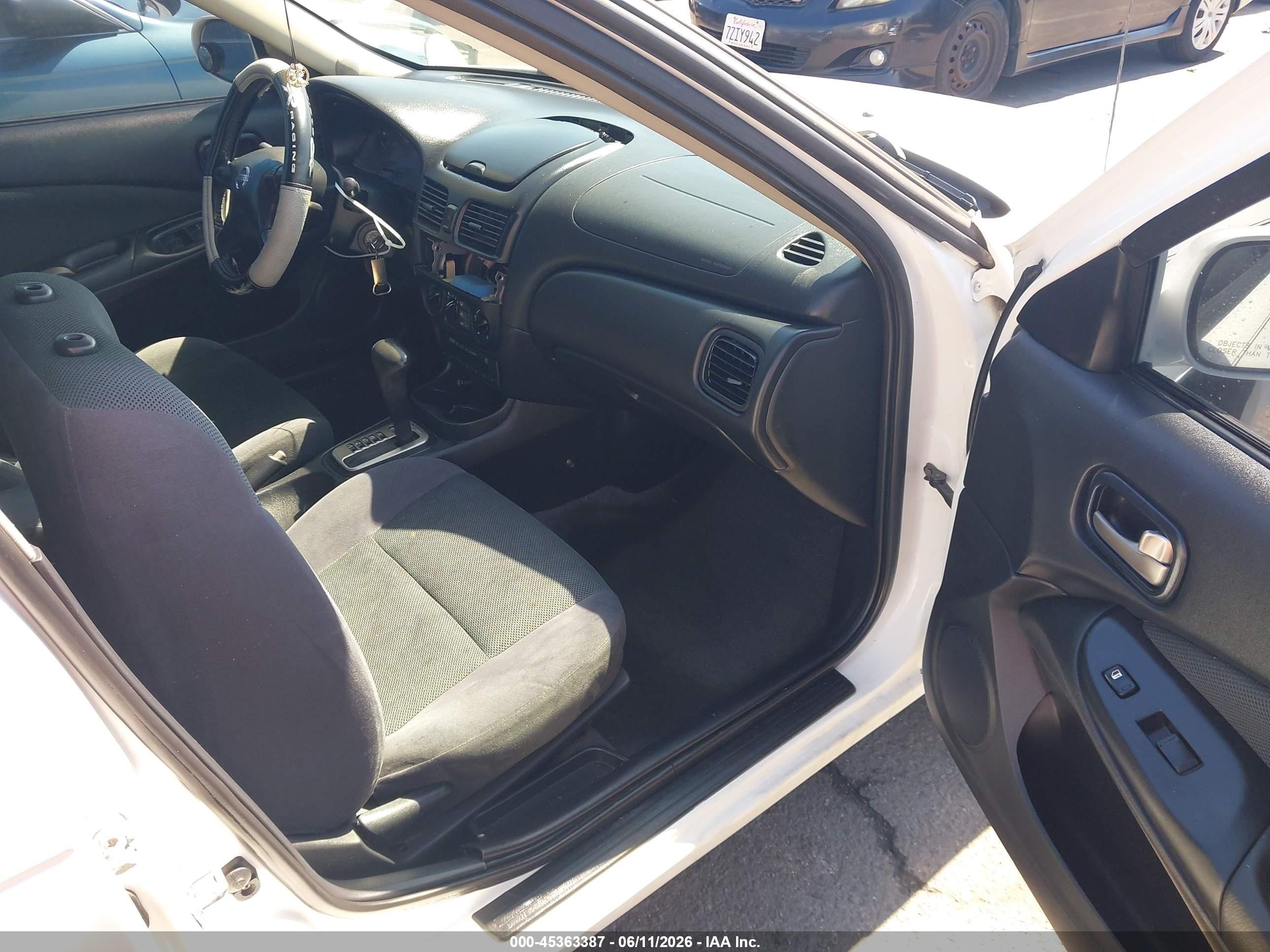 2006 Nissan Sentra 1.8s White vin: 3N1CB51D36L634097