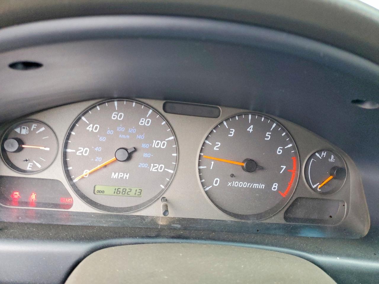 2002 Nissan Sentra Xe Серебряный vin: 3N1CB51D42L624933