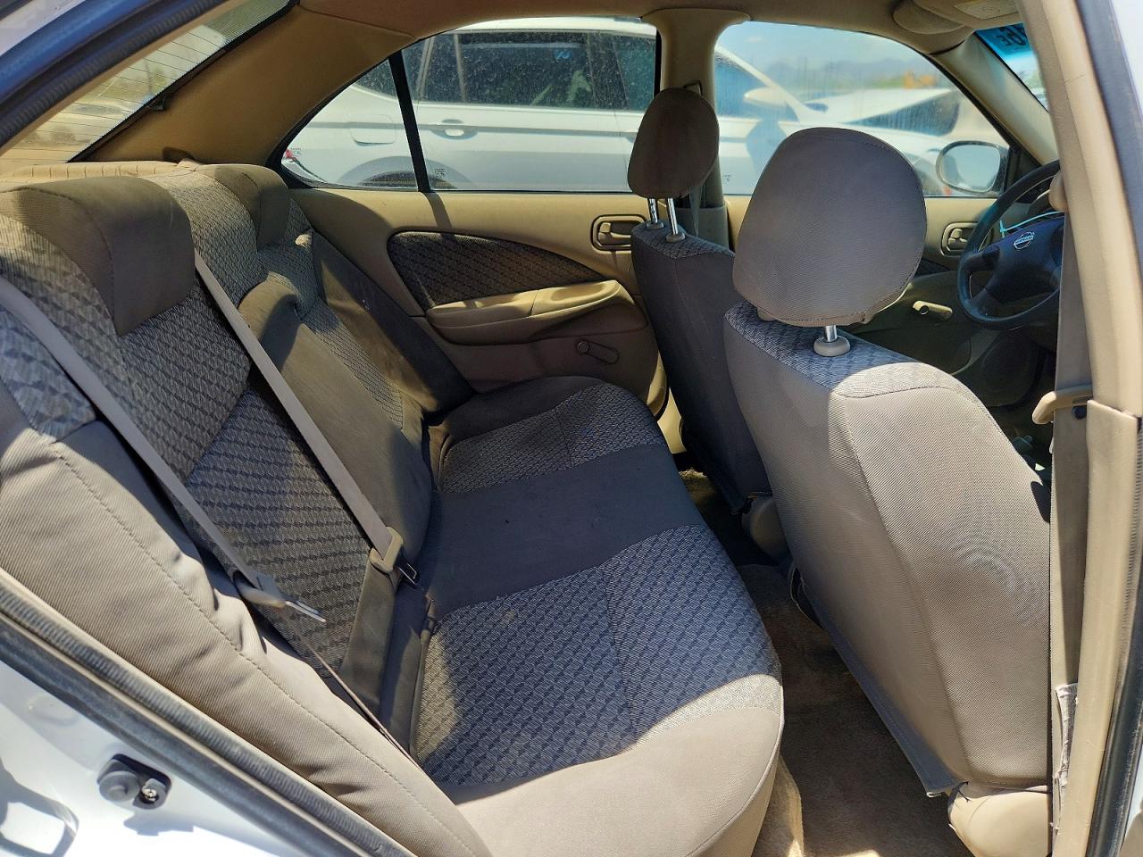 2003 Nissan Sentra Xe White vin: 3N1CB51D43L788605